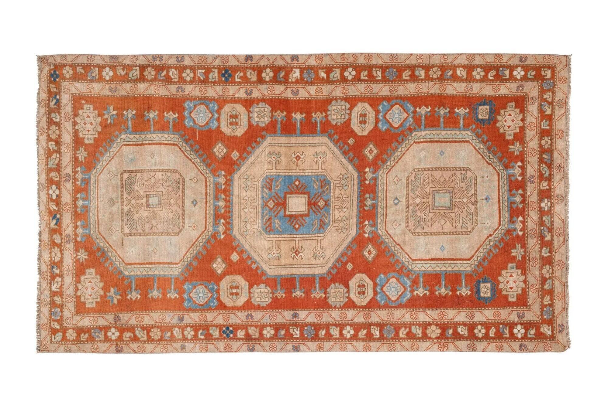 Vintage handmade Turkish rug 125x218 cm