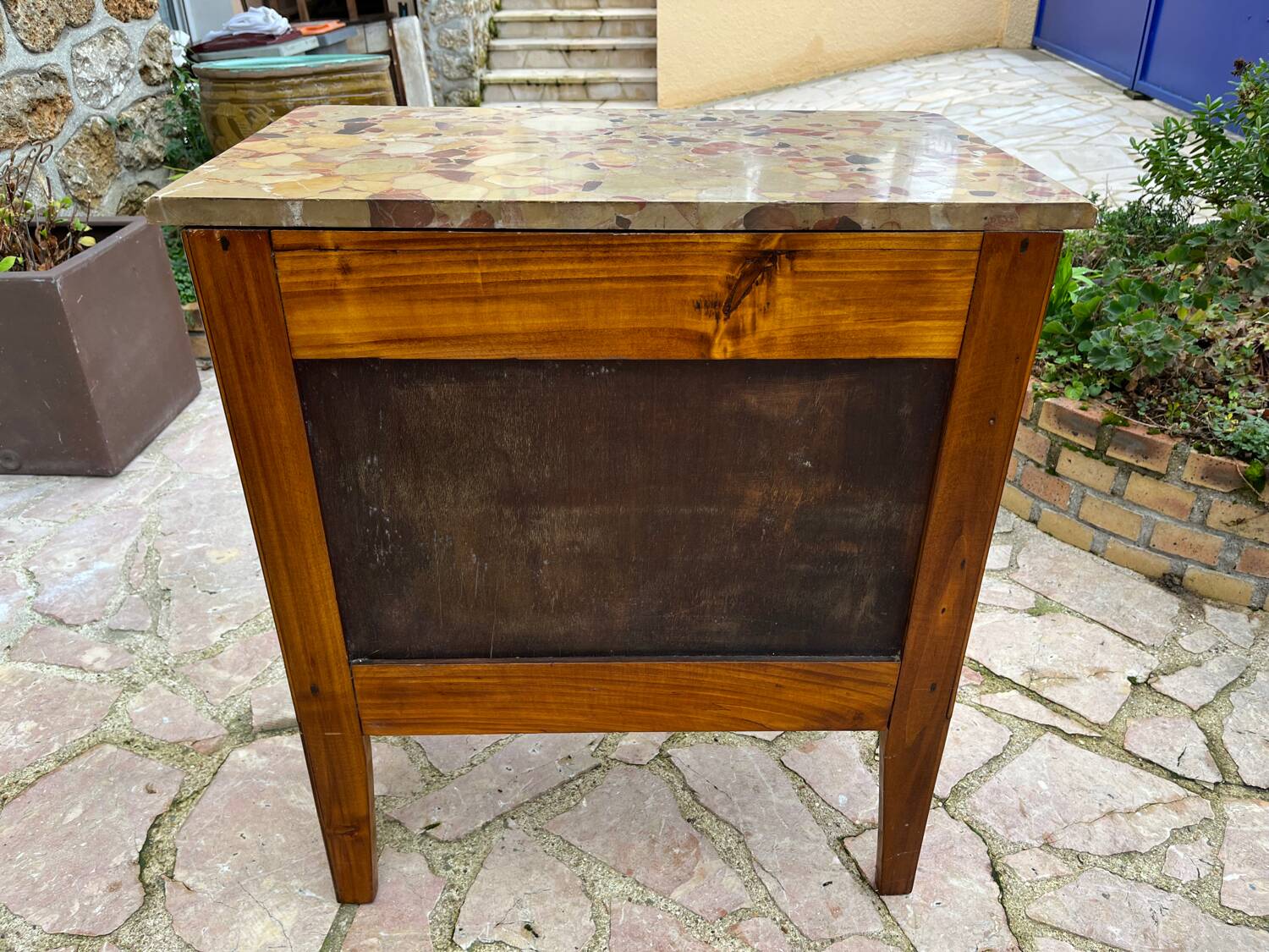 Small old chest of drawers