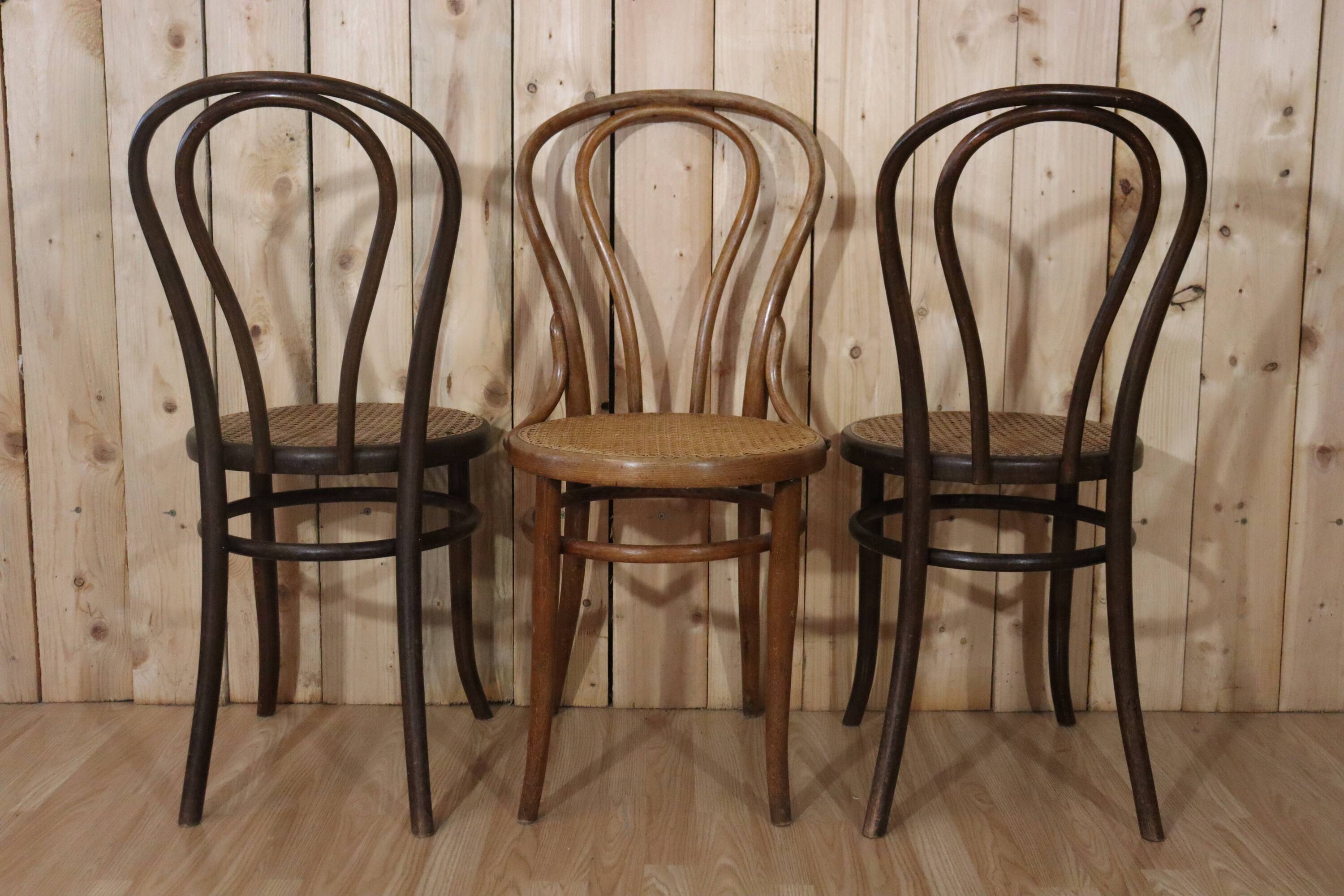 Series 6 bistro chairs model n°18 Thonet style