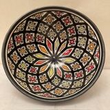 Geometric pattern salad bowl