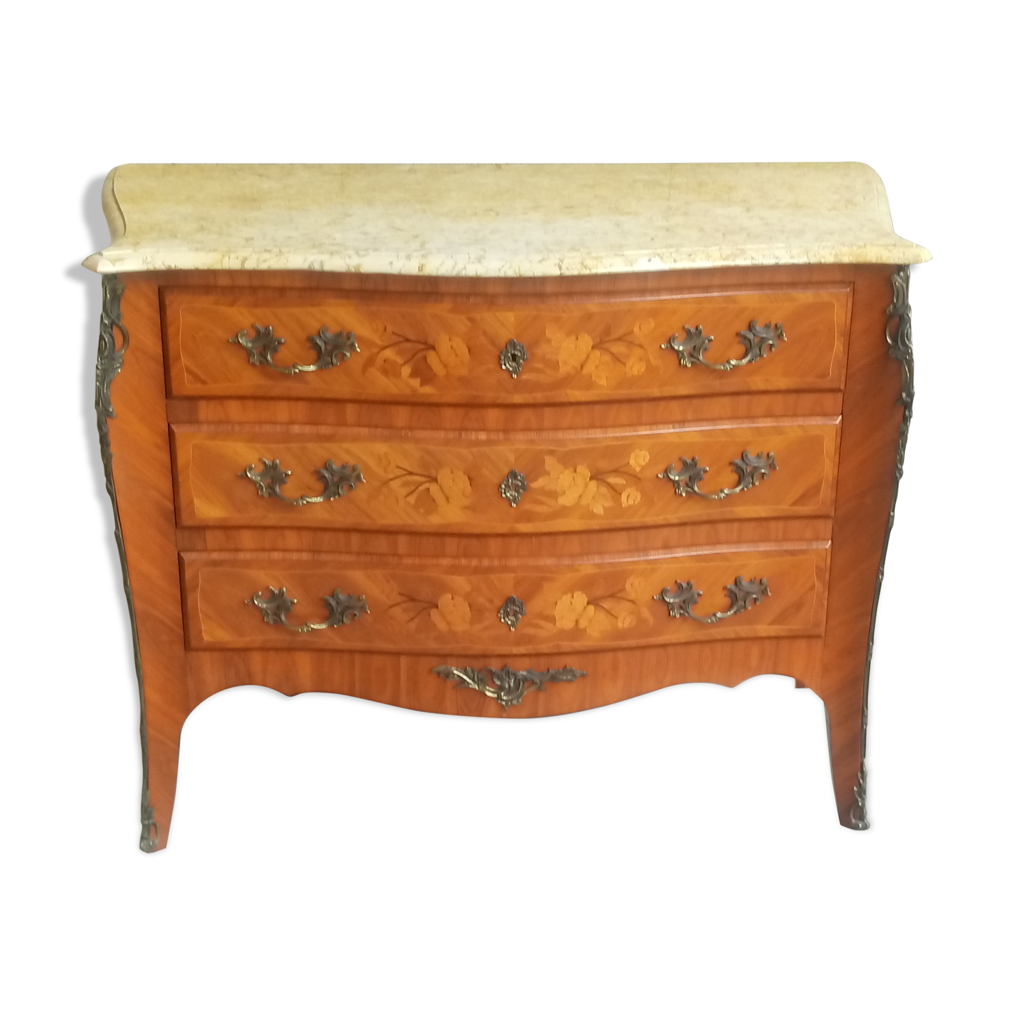 Curved rosewood commodity at the beginning of the century