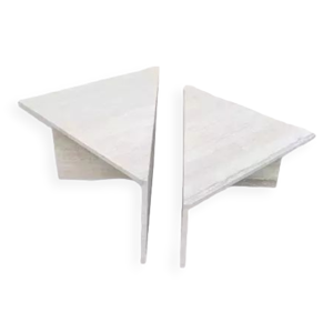 table triangulaire en