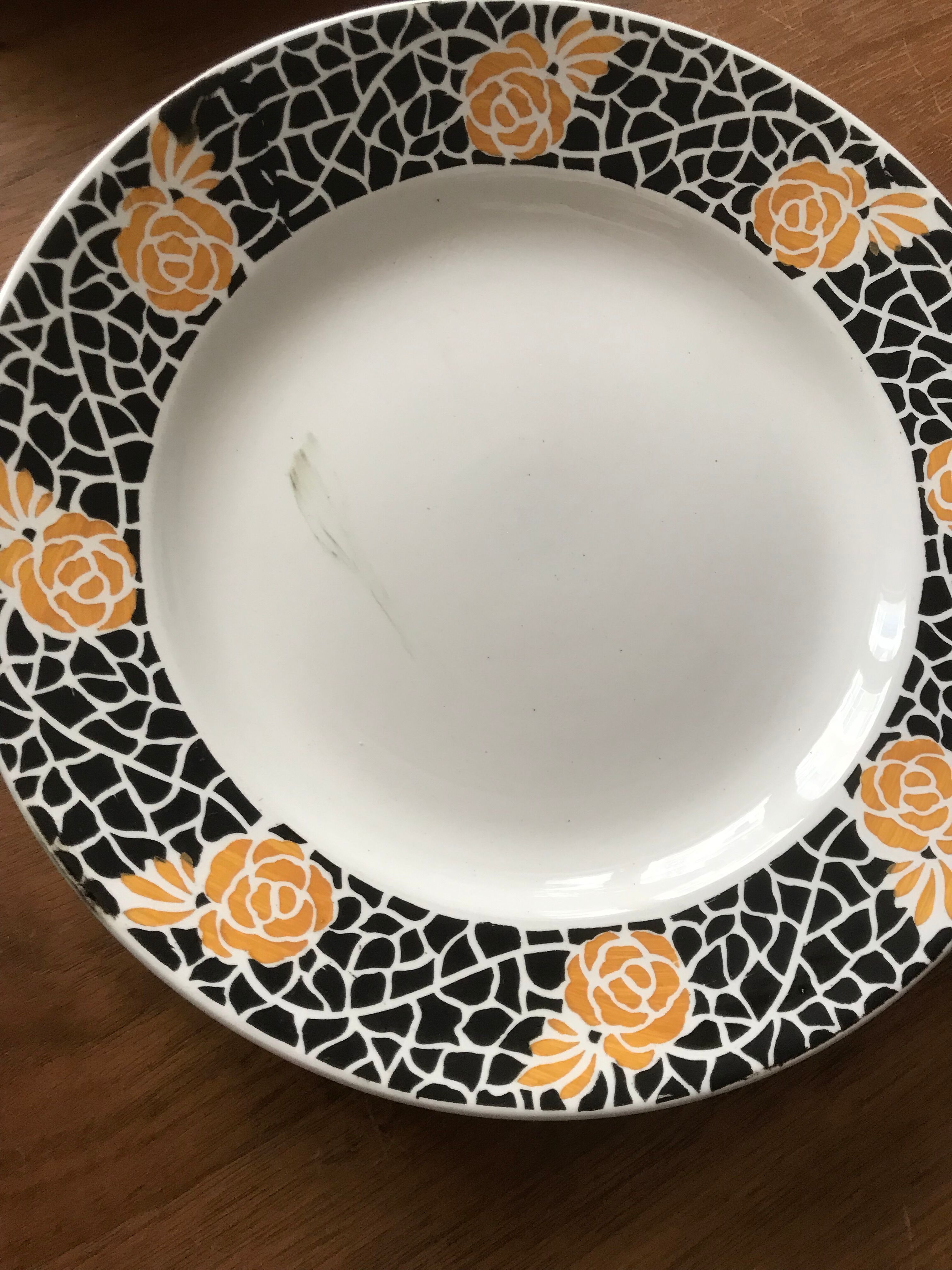 Art Deco flat plates