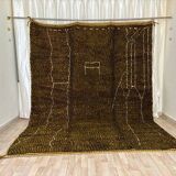 Moroccan Berber rug made of pure wool, handcrafted, size 140 x 260 cm.