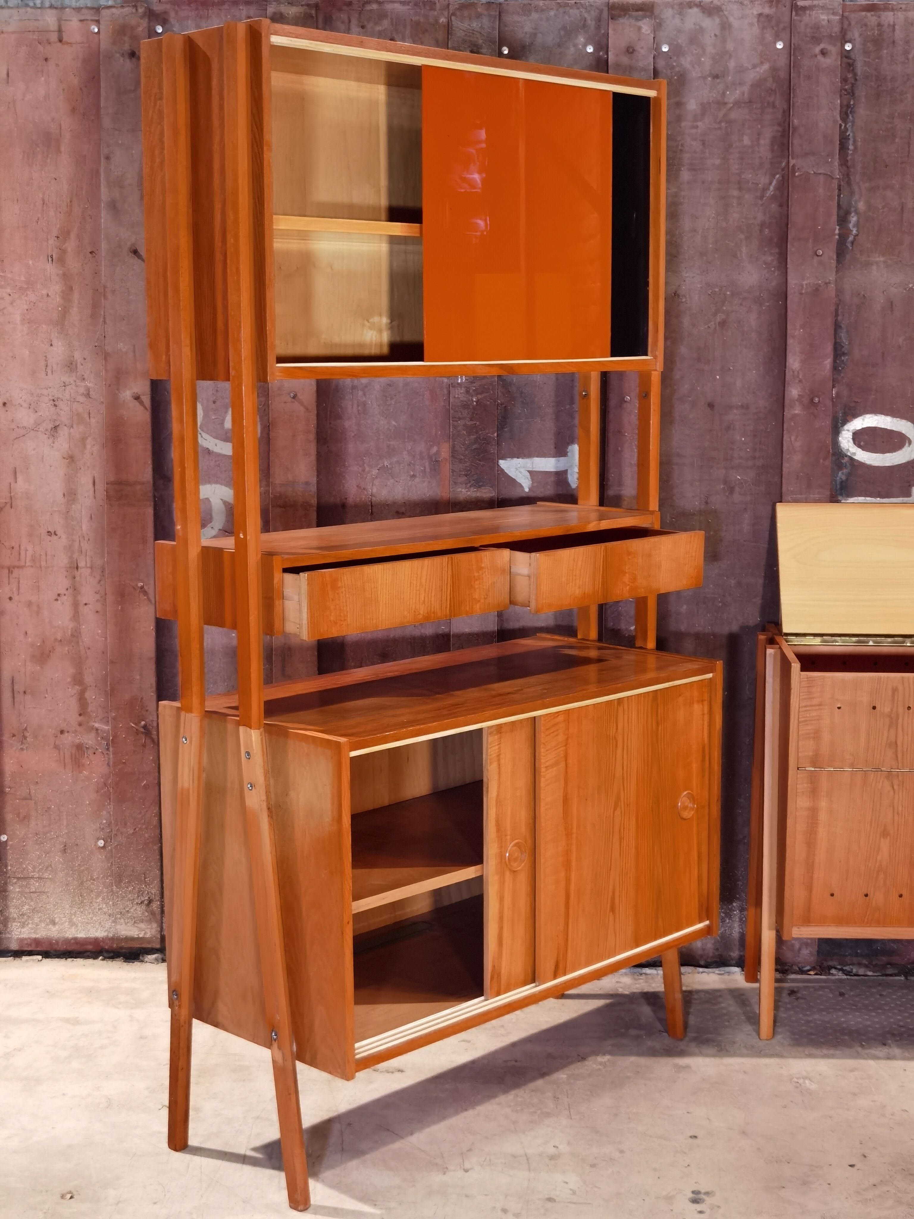 Console suspended Monti 300 by Franti-ek Jirak for Tatra