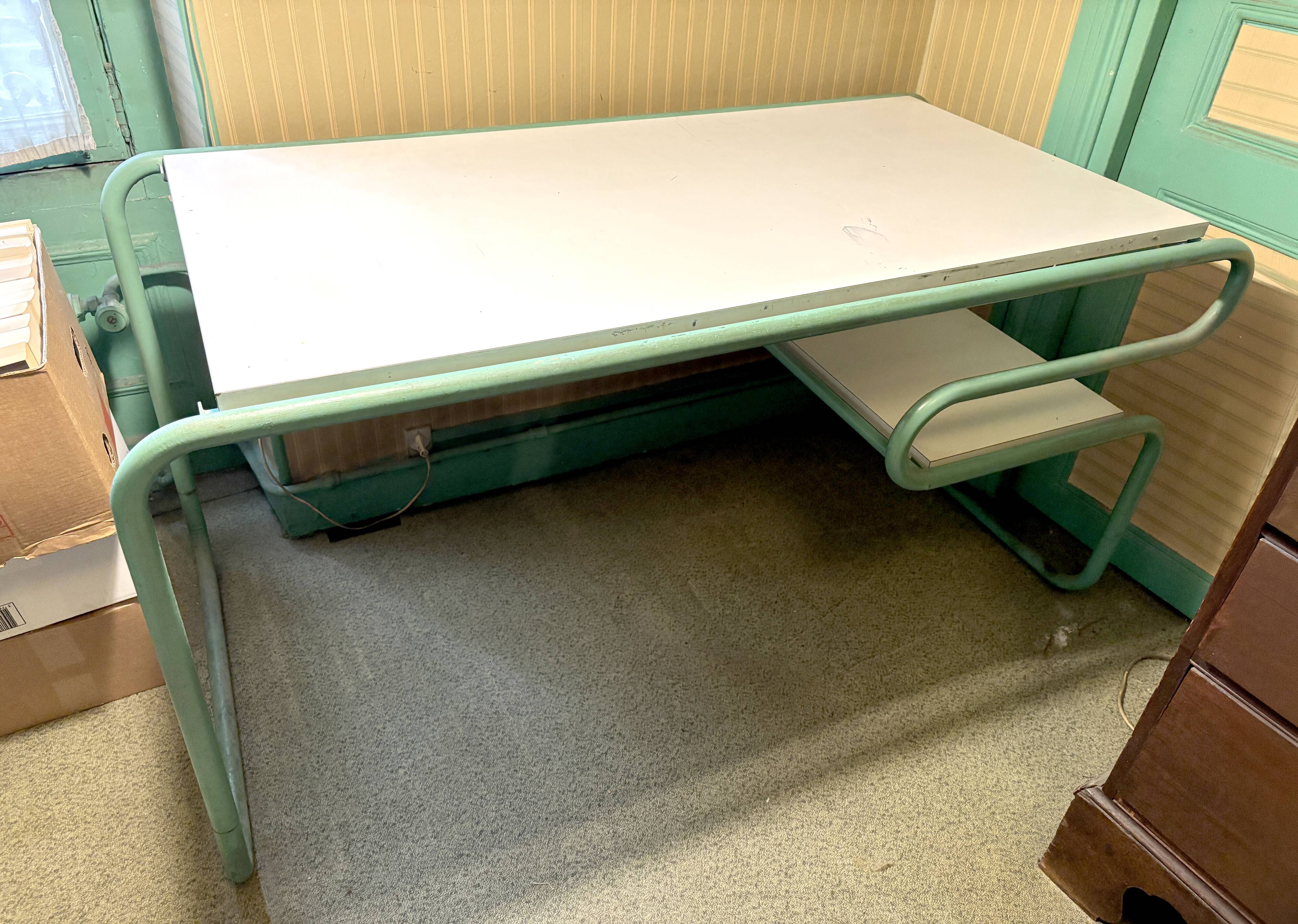 Vintage 1970s desk (Prisunic)