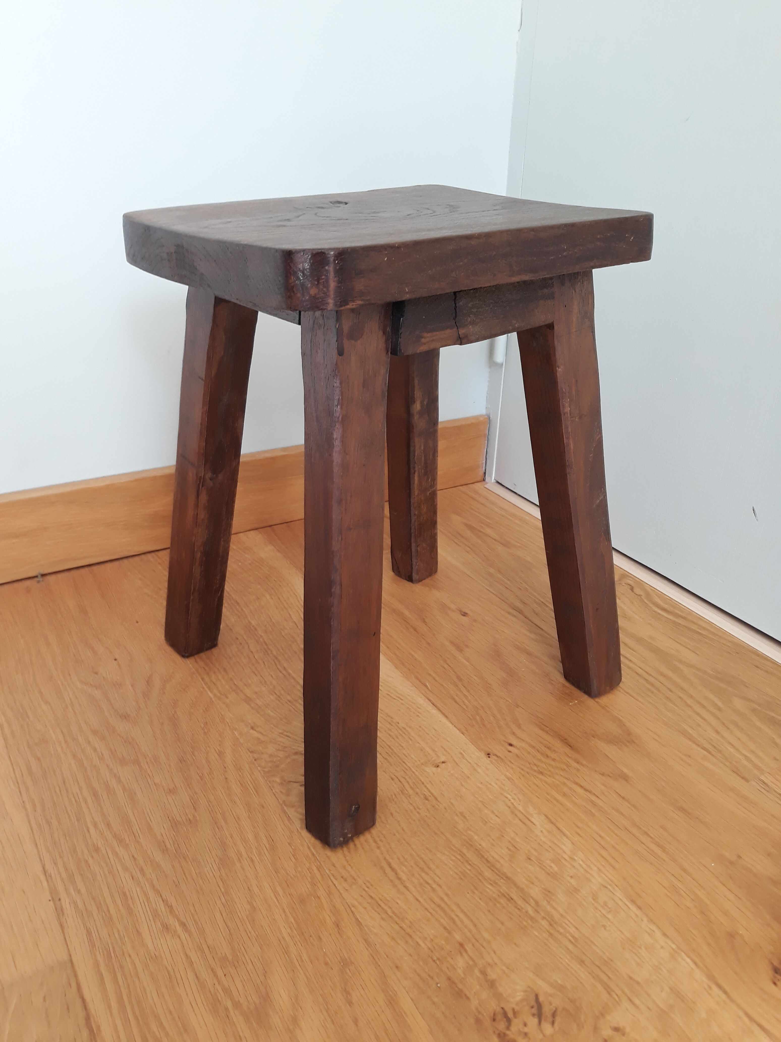 Rectangular solid wood farmhouse stool