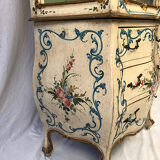 Venetian-style showcase chest of drawers in lacquered wood with flower painted decoration