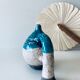 Poterie en terre cuite émaillée bleu et crème
