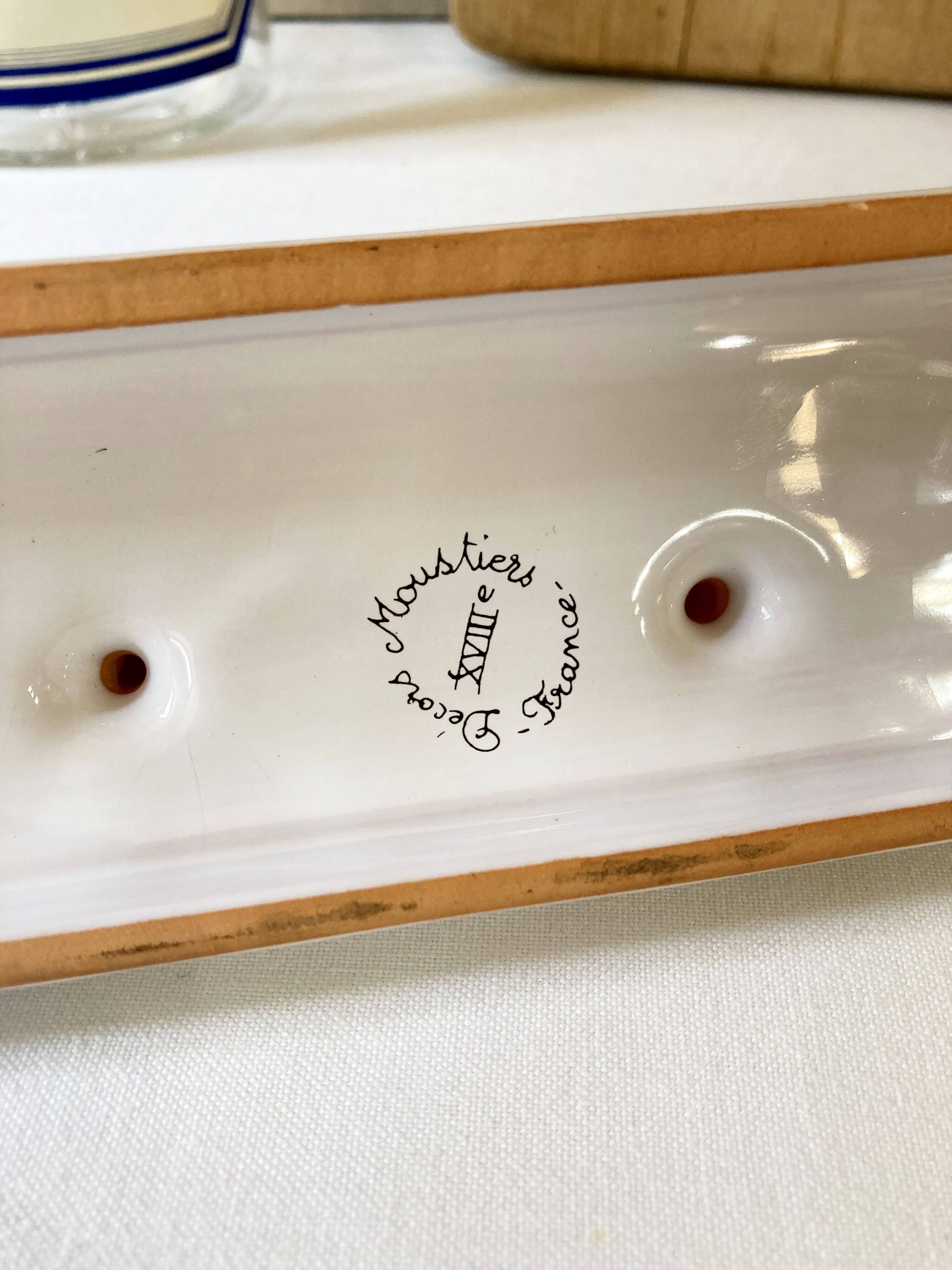 Moustiers earthenware hook / tea towel holder