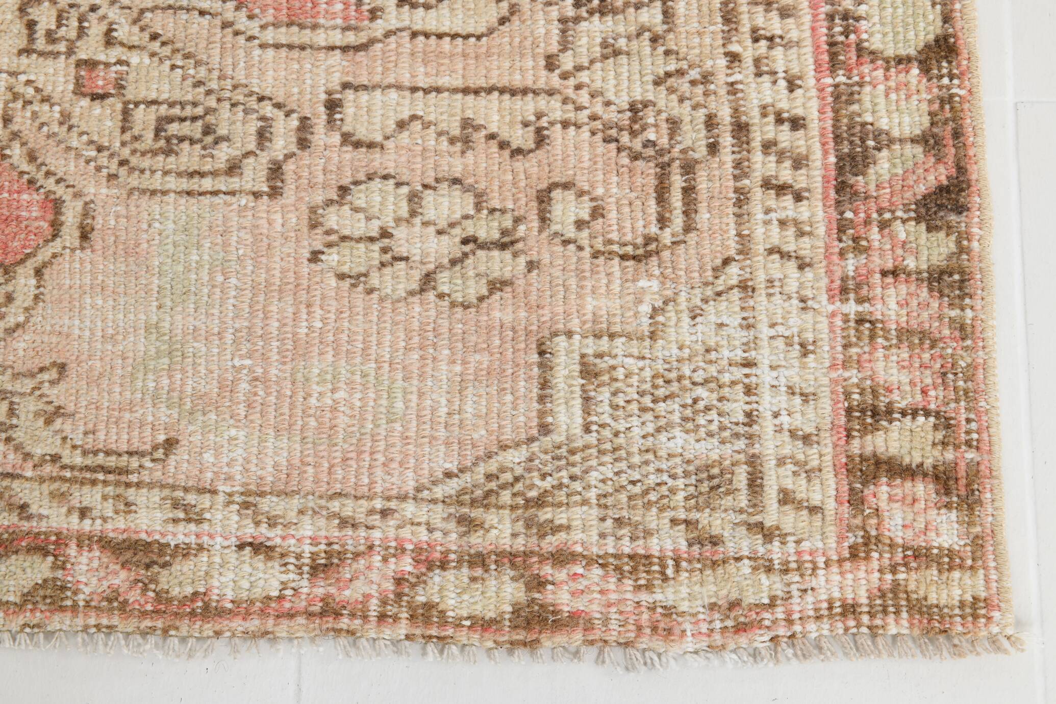 Pale Red & Brown Classic Persian Rug, 124x197Cm