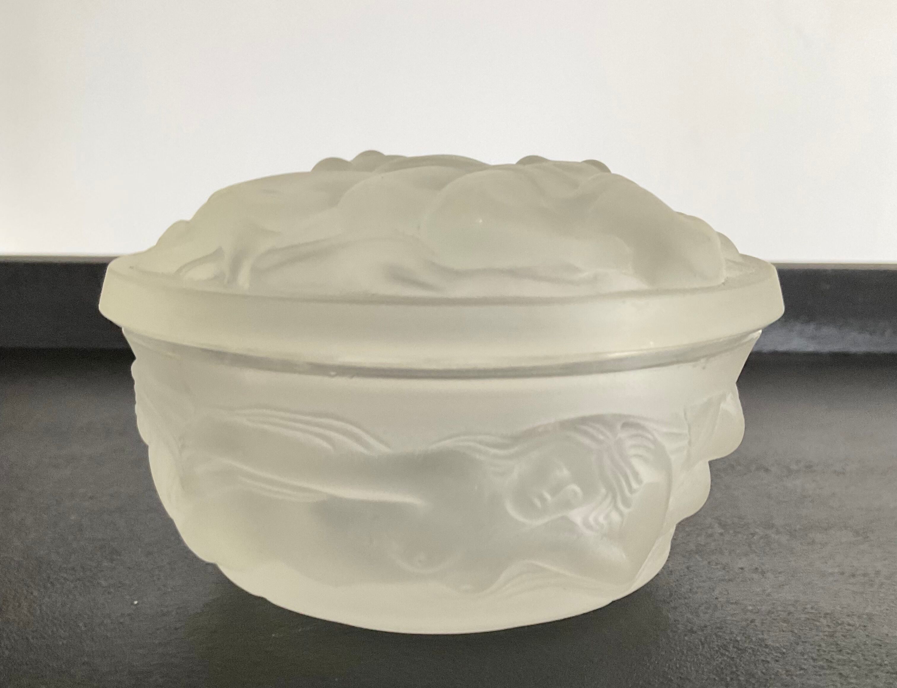 Empty molded glass pocket erotic decoration