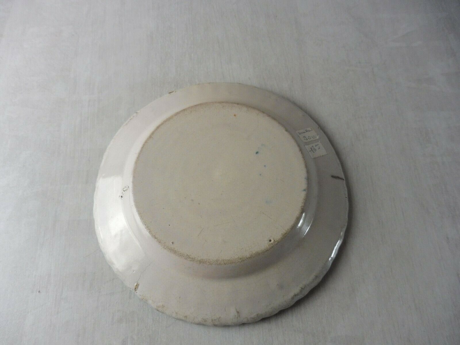 Old plate decoration flowers, ceramic from Auvillar, 18-19th