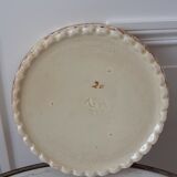 Slurry dish early nineteenth century