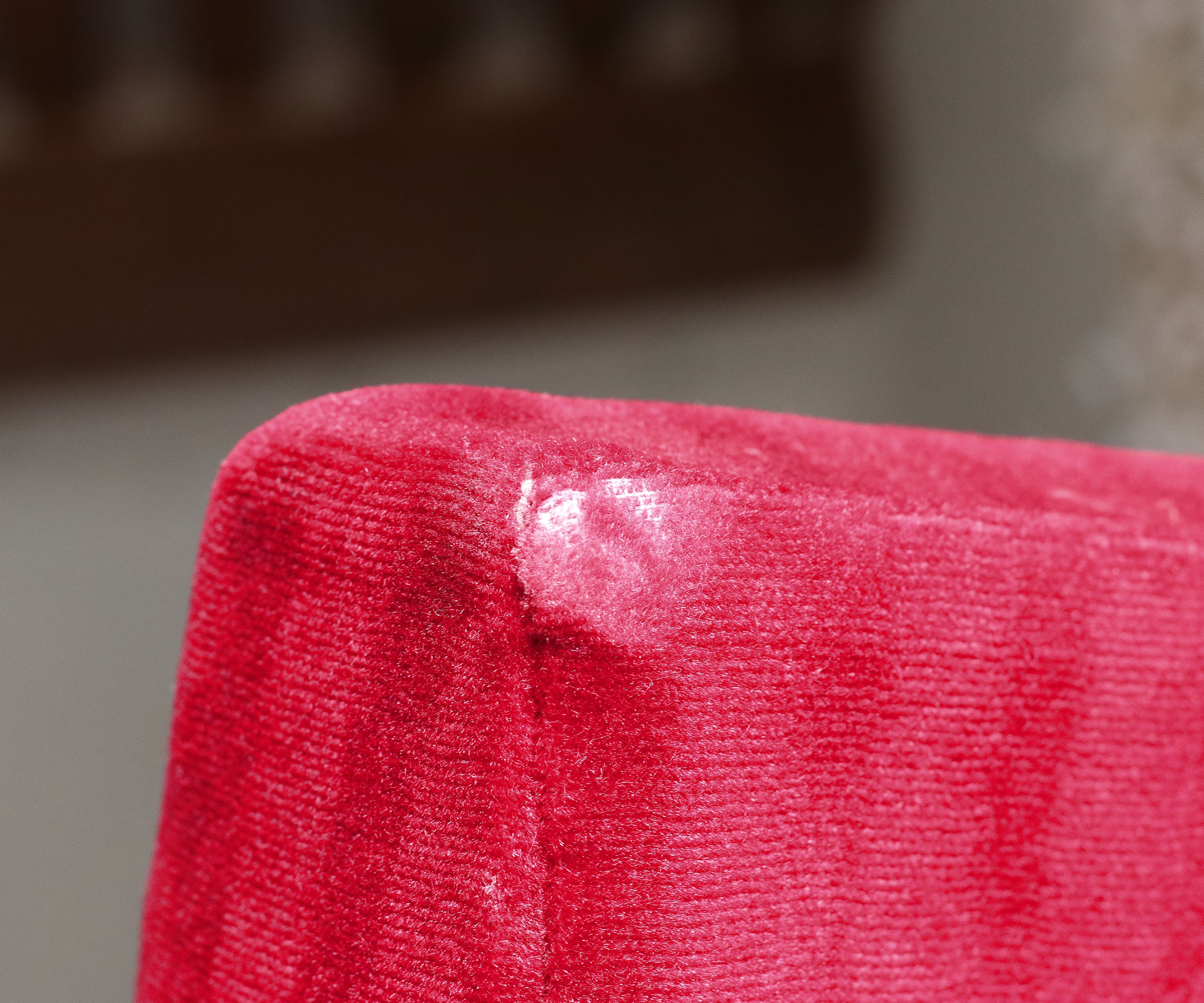 60s design sofa in metal and red velvet