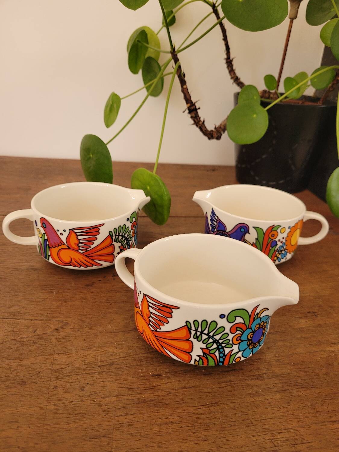 Set of 3 Villeroy and Boch Acapulco milk jugs / creamers