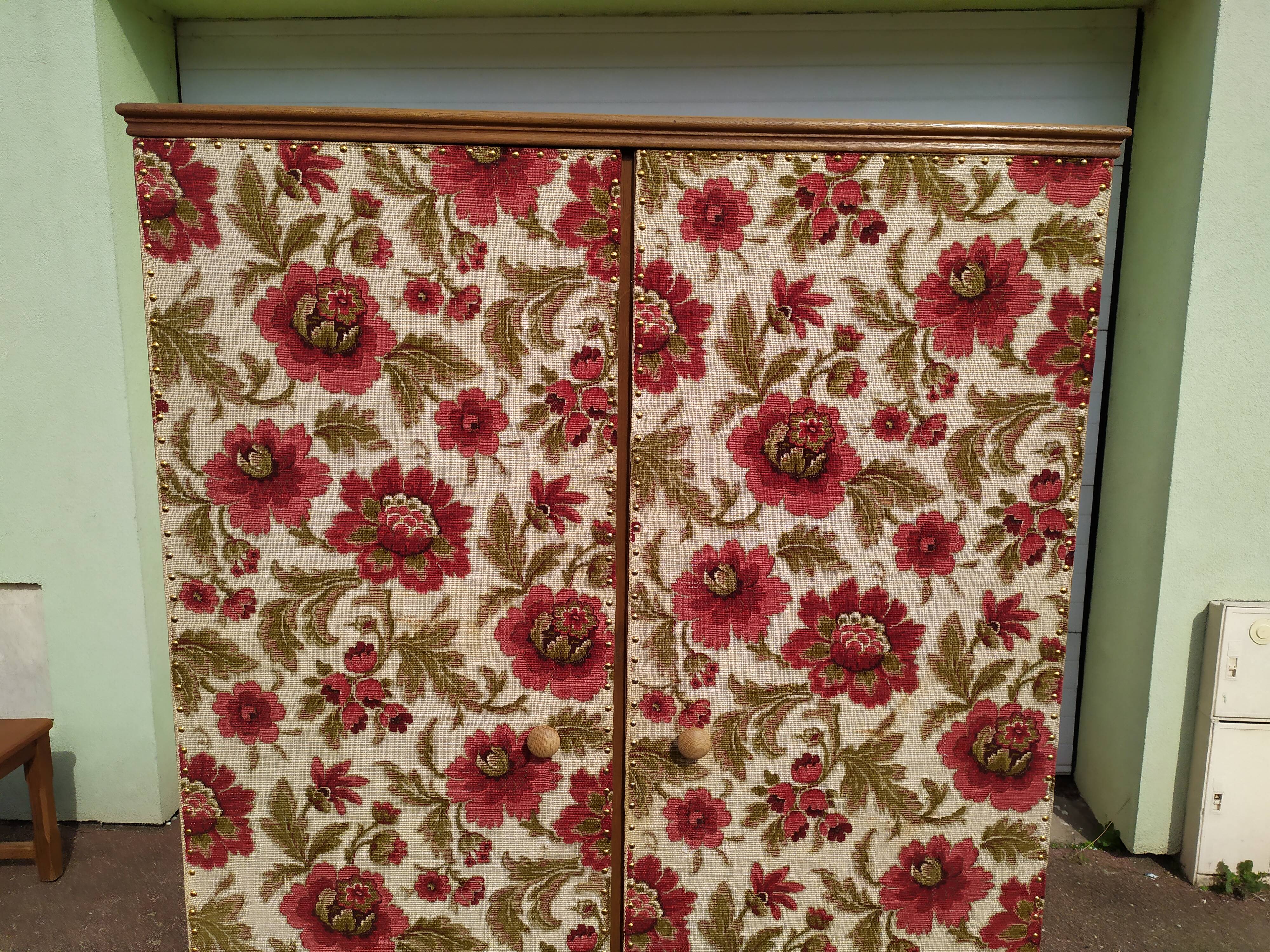Wardrobe - wardrobe - Old - Wood - Floral Fabric - Artisanal