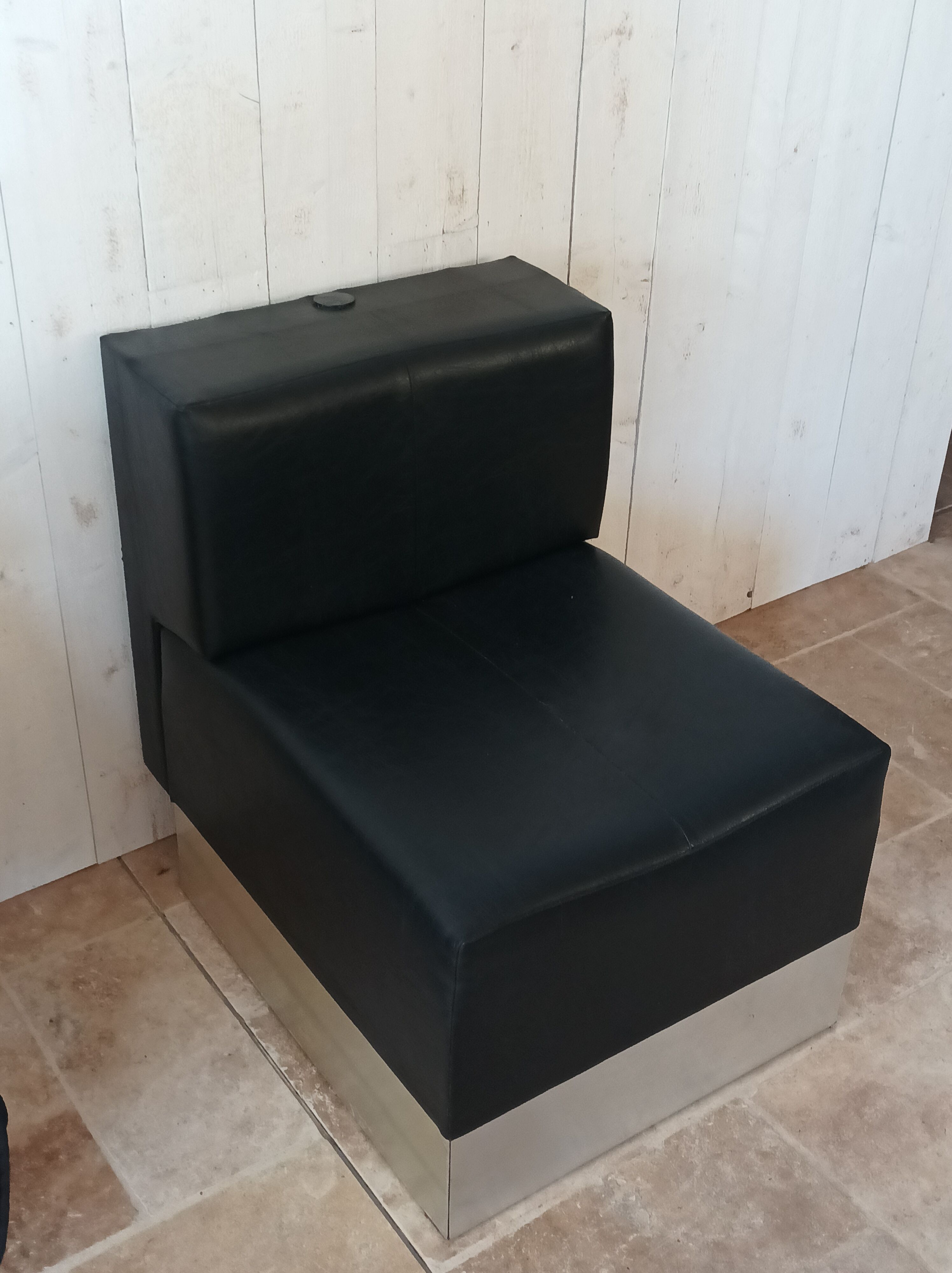 Vintage heated bench