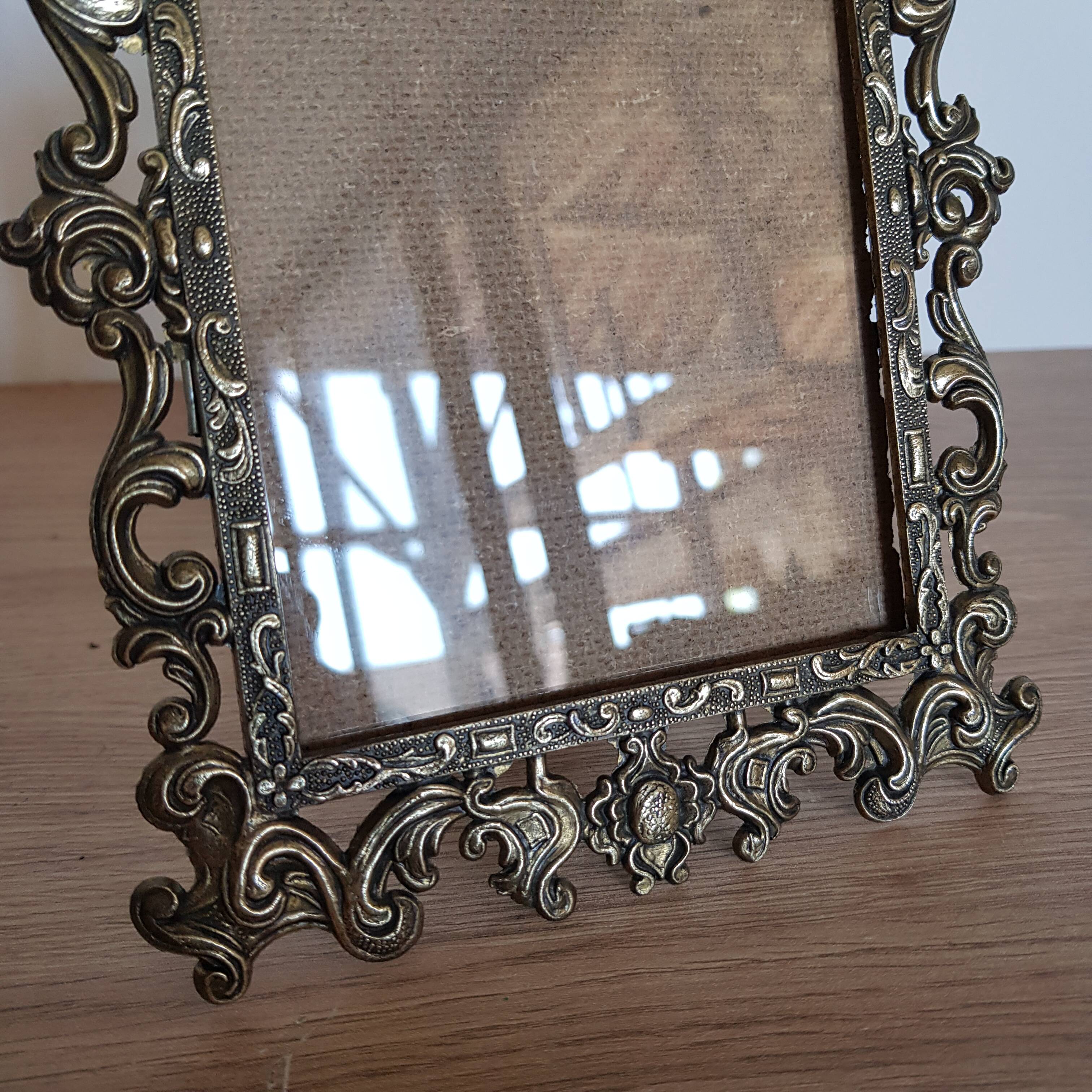 Baroque brass frame