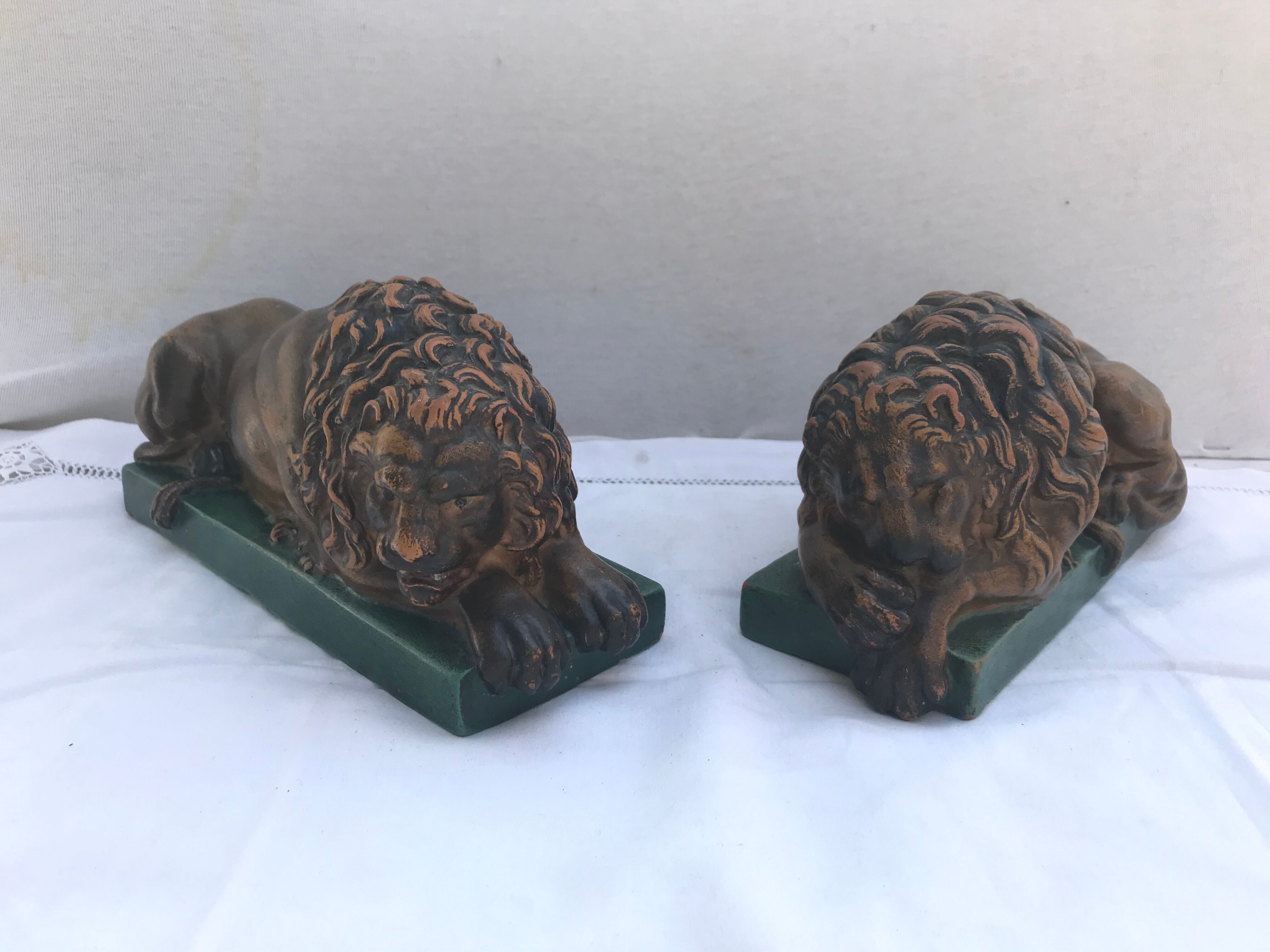 Pair old greenhouse books lions terracotta painted vintage decoration