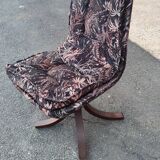 Series of 6 Scandinavian ergonomic and rotating chairs circa 1975