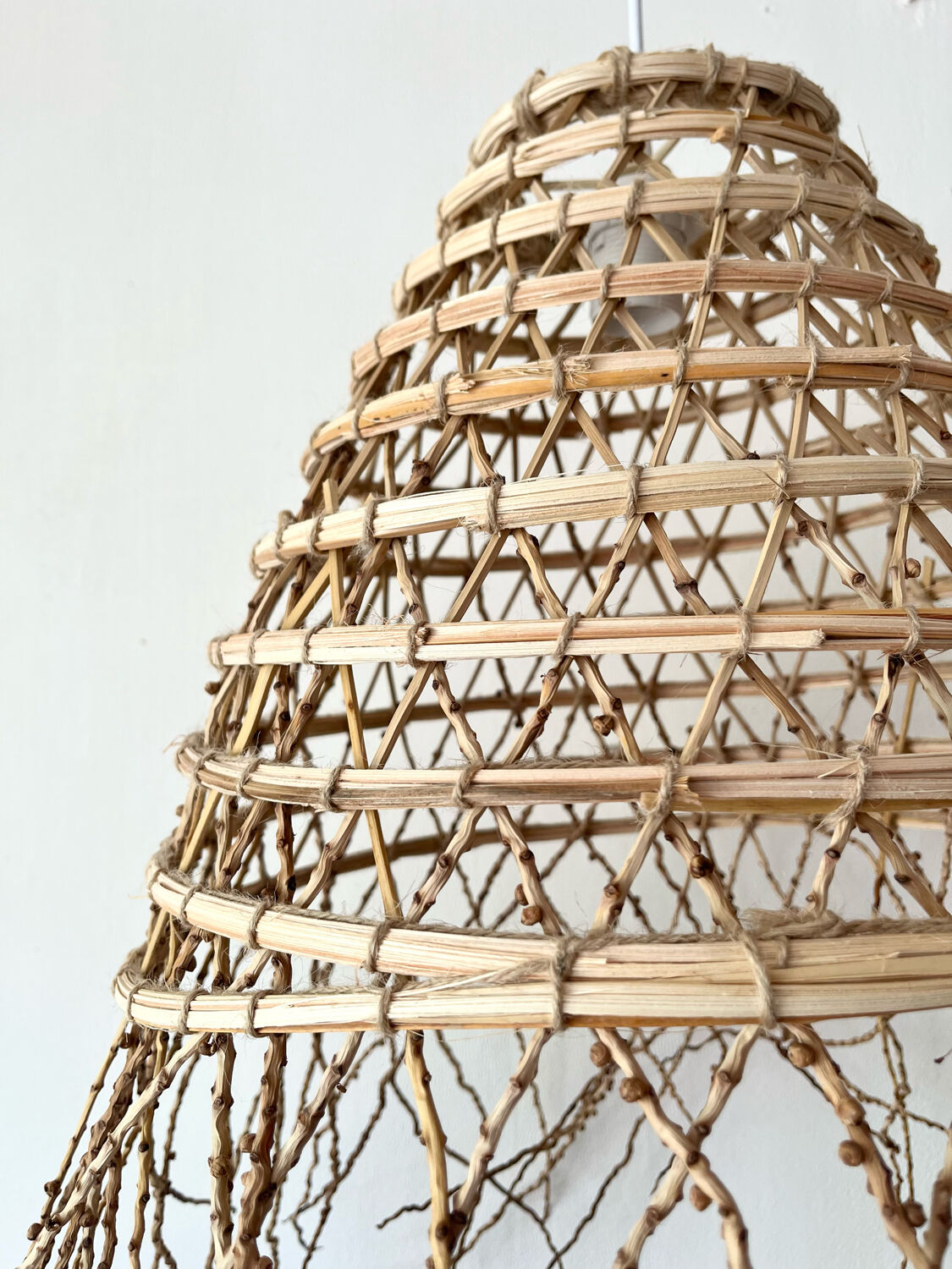 Rattan suspension