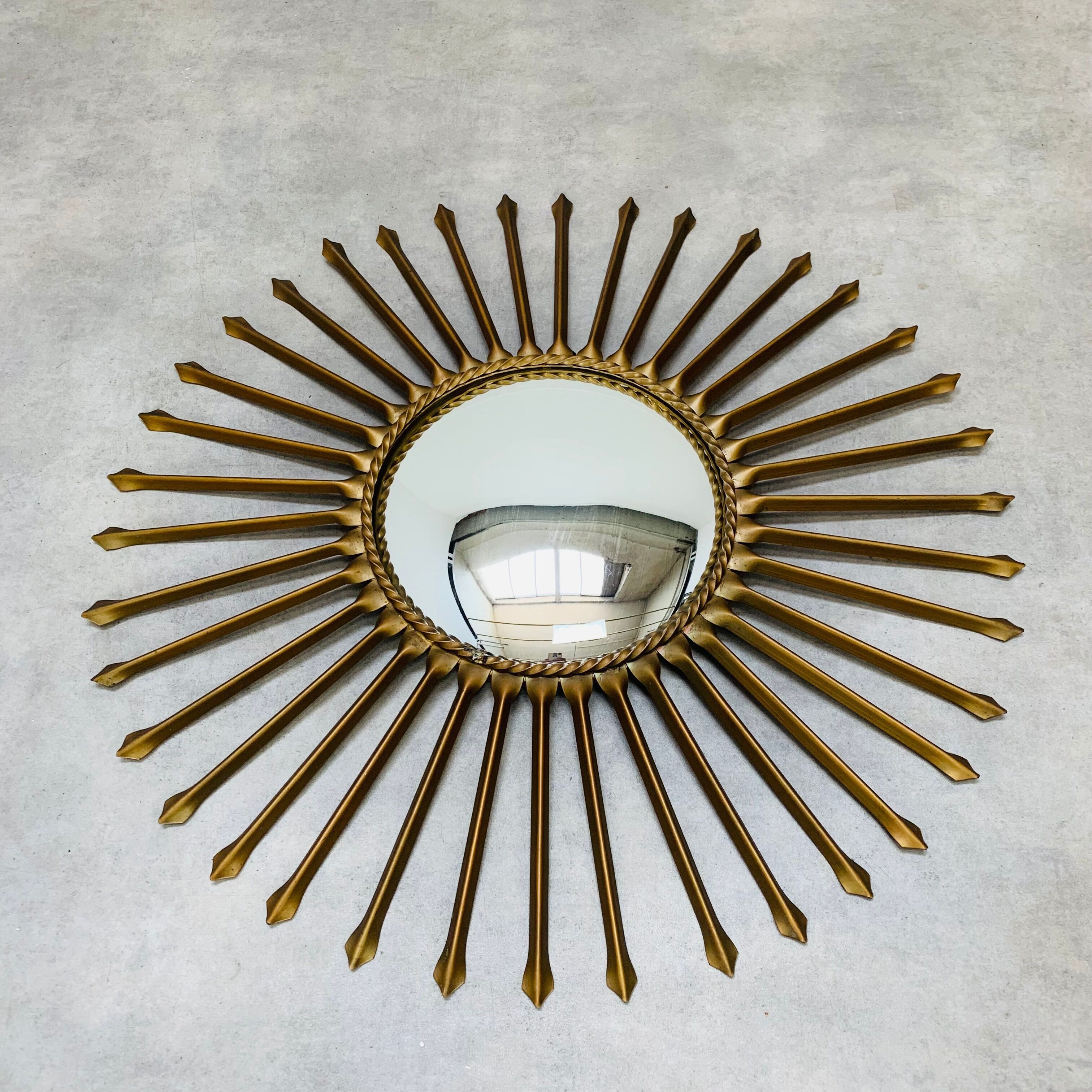 Mirror sun witch 78 cm