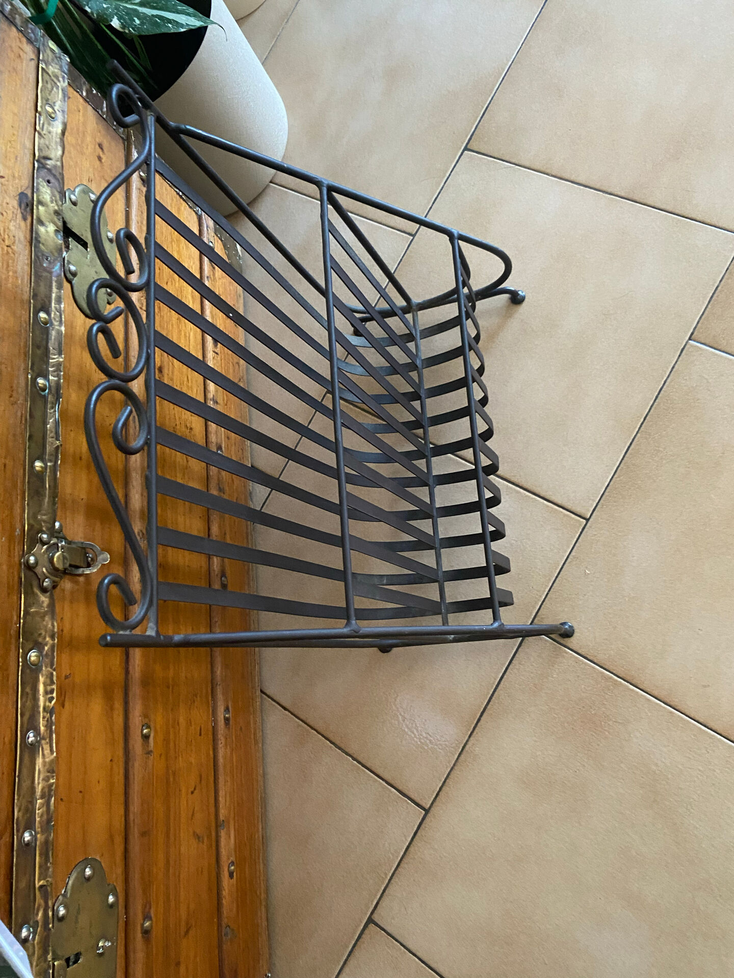 Magazine rack