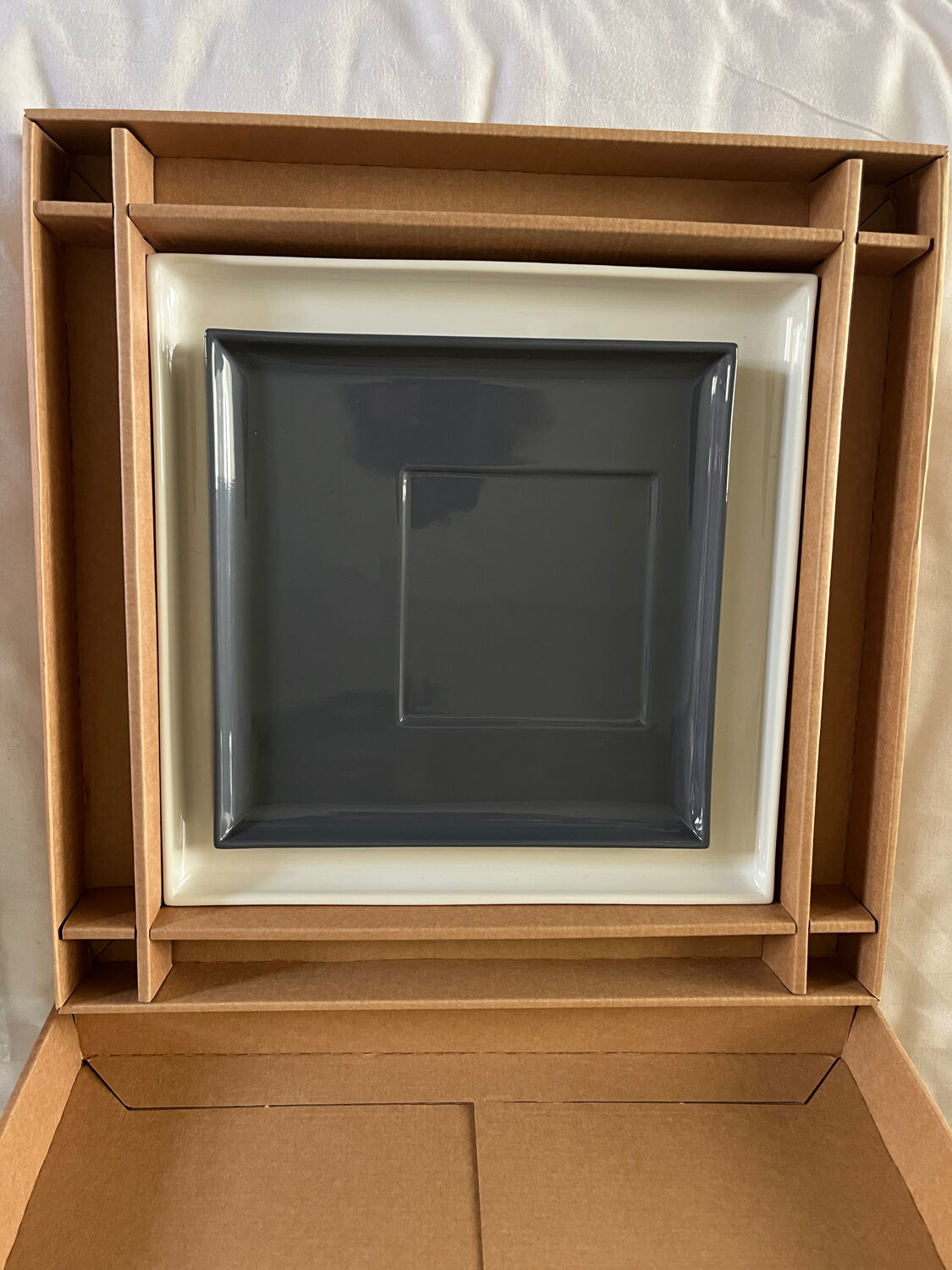 Set d’assiettes Josef Albers – édition limitée Musée d’Art Moderne de