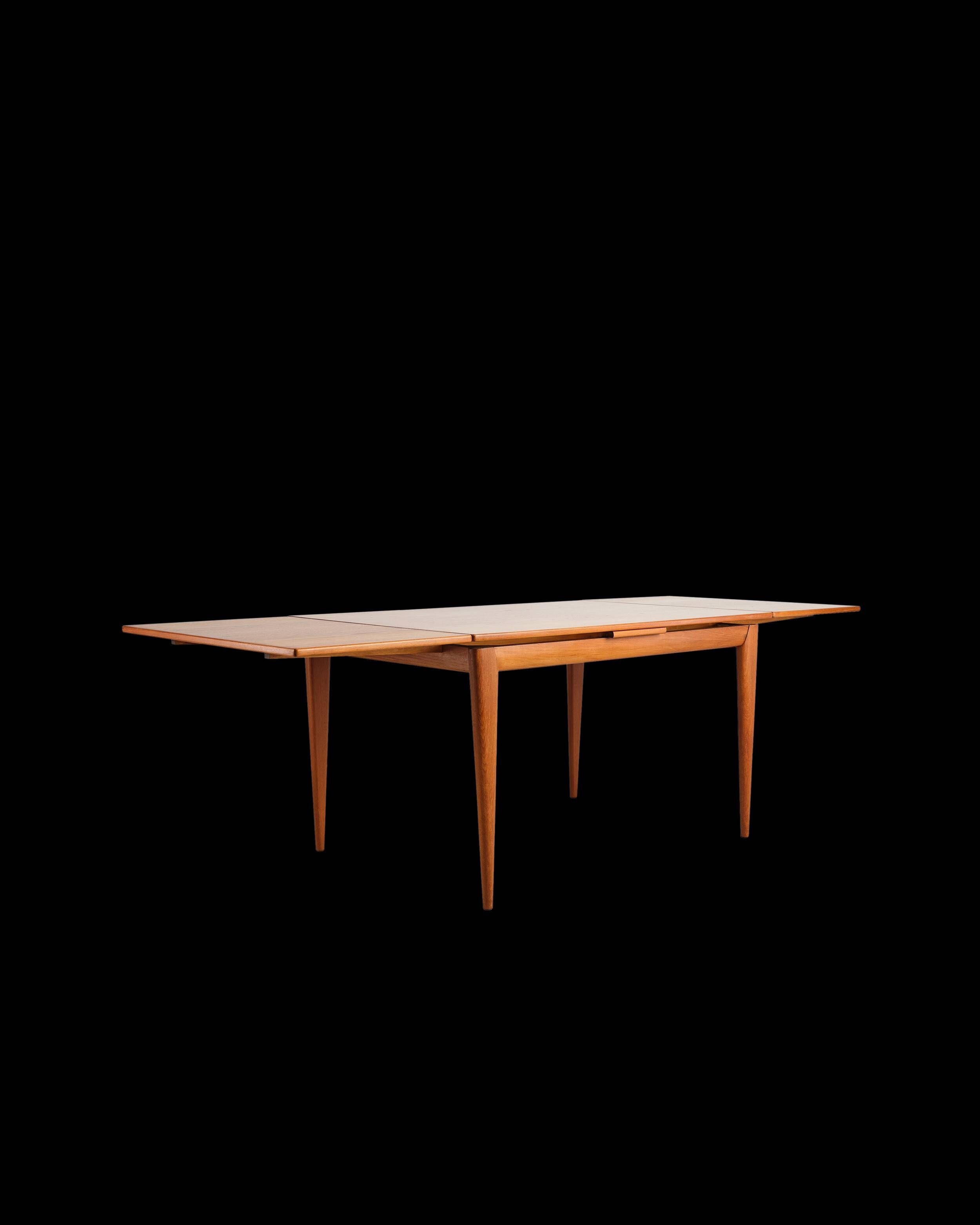 Extendable table model 12 in teak by Niels O. Møller, Denmark, 1960s