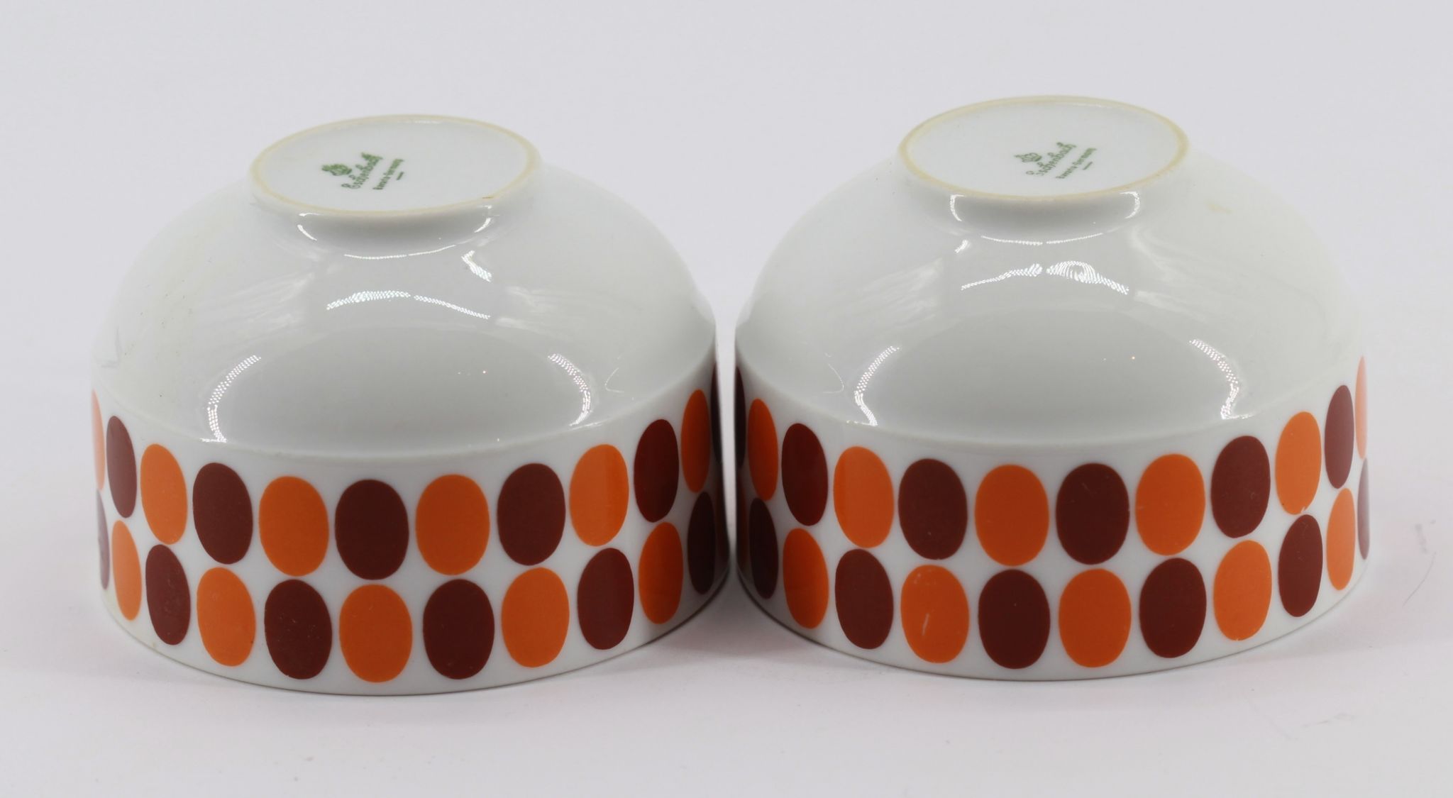 Set of 2 old cups