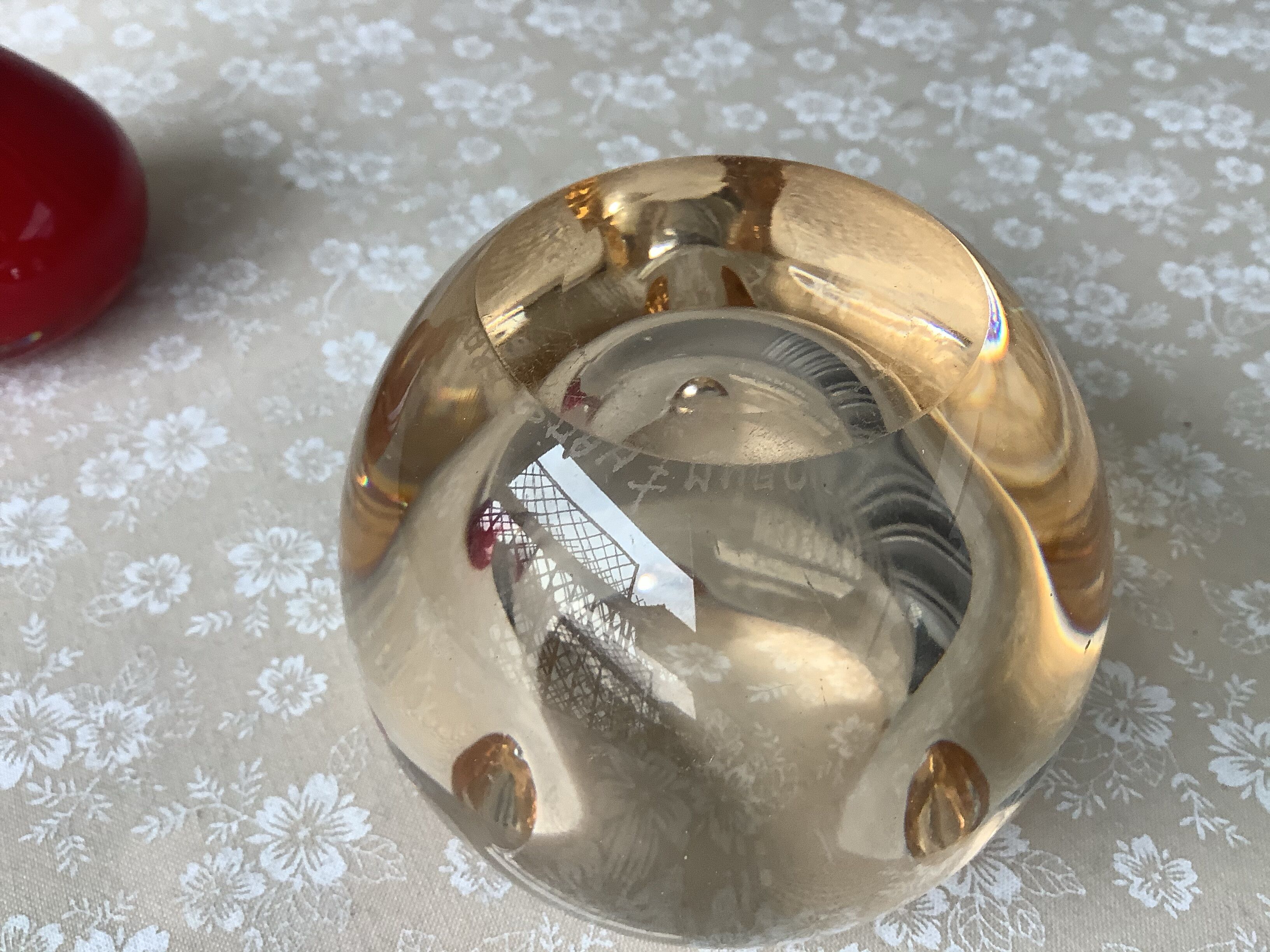 Daum ashtray by Daum Nancy France