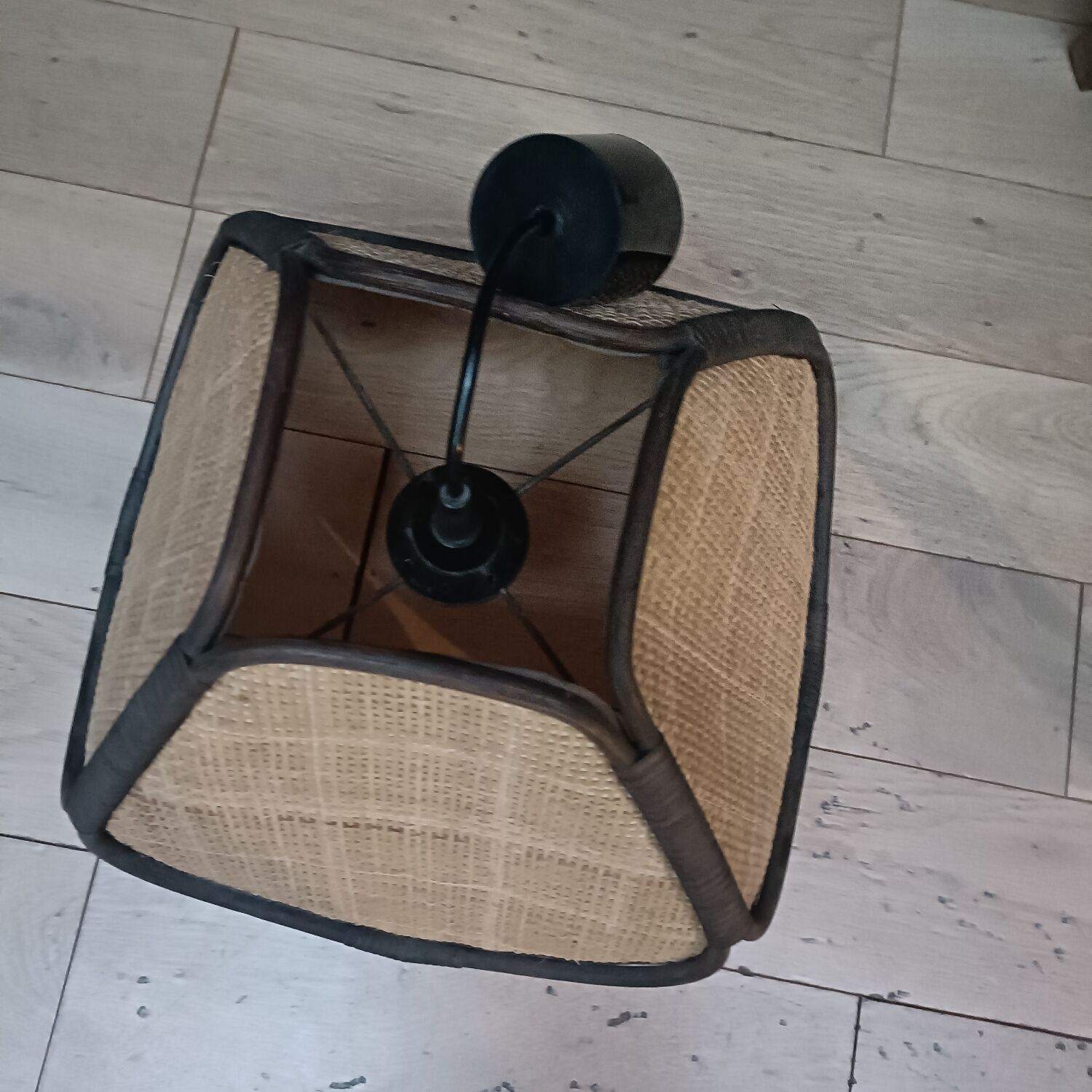 Suspension, vintage wicker rattan shine