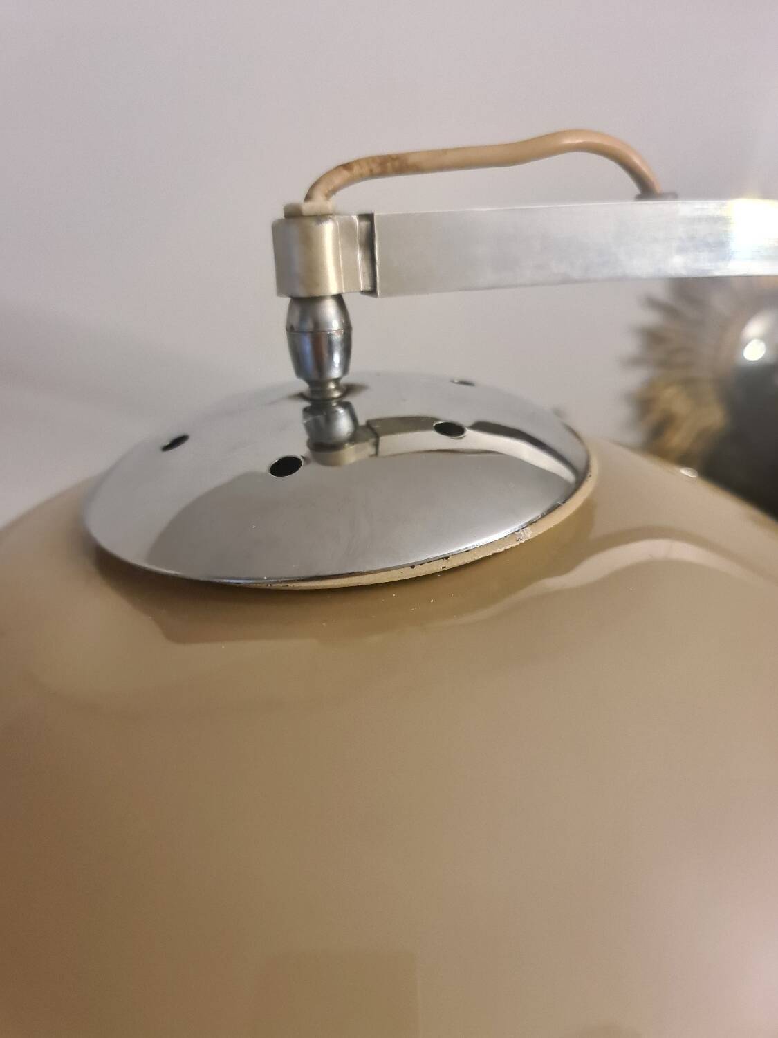 Lampadaire ARC Attribuée à Harvey Guzzini - vintage 1970