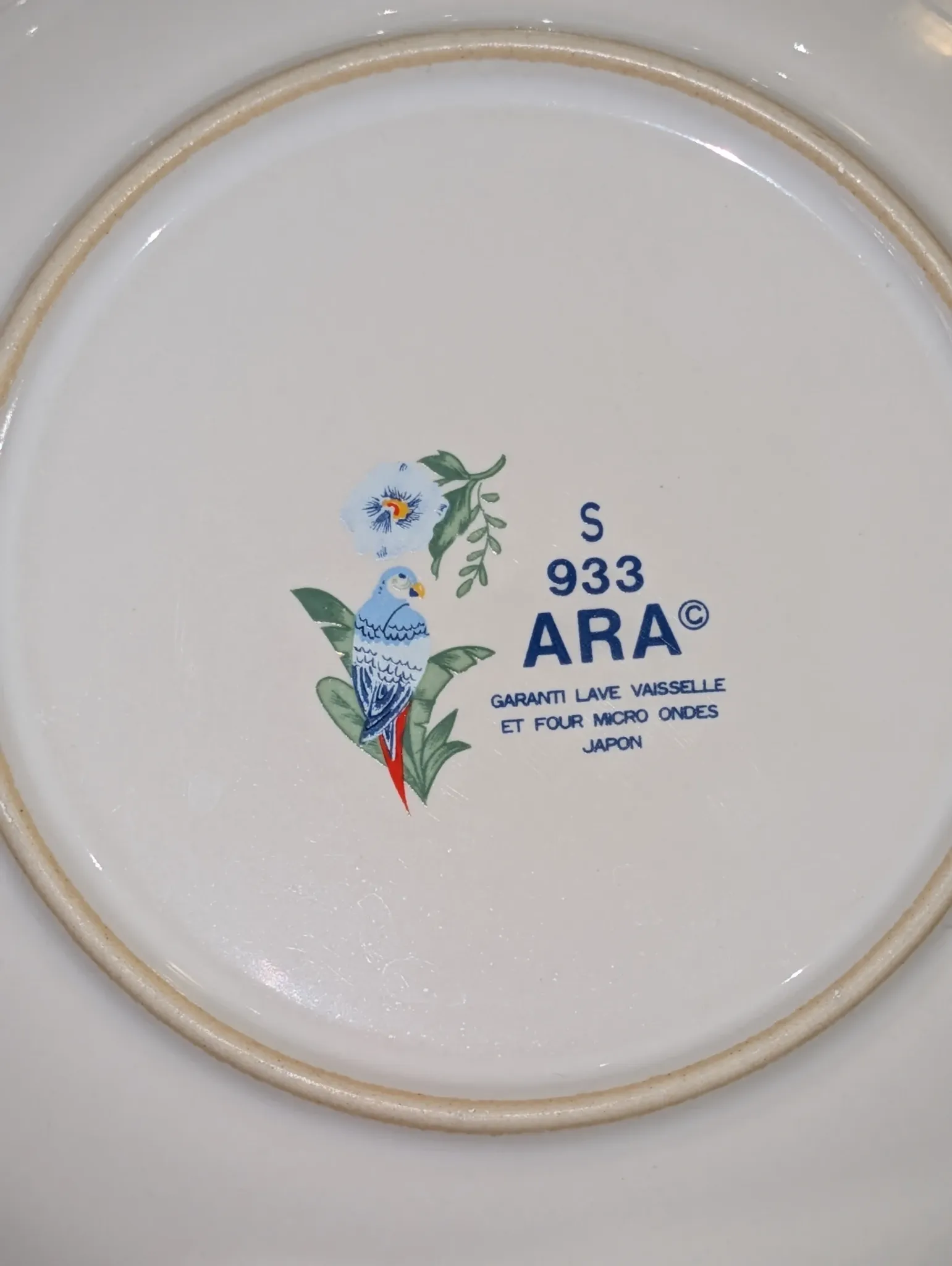 Lot 9 Deep Plates Porcelain Japan ARA S 933 Parrot & F Decor