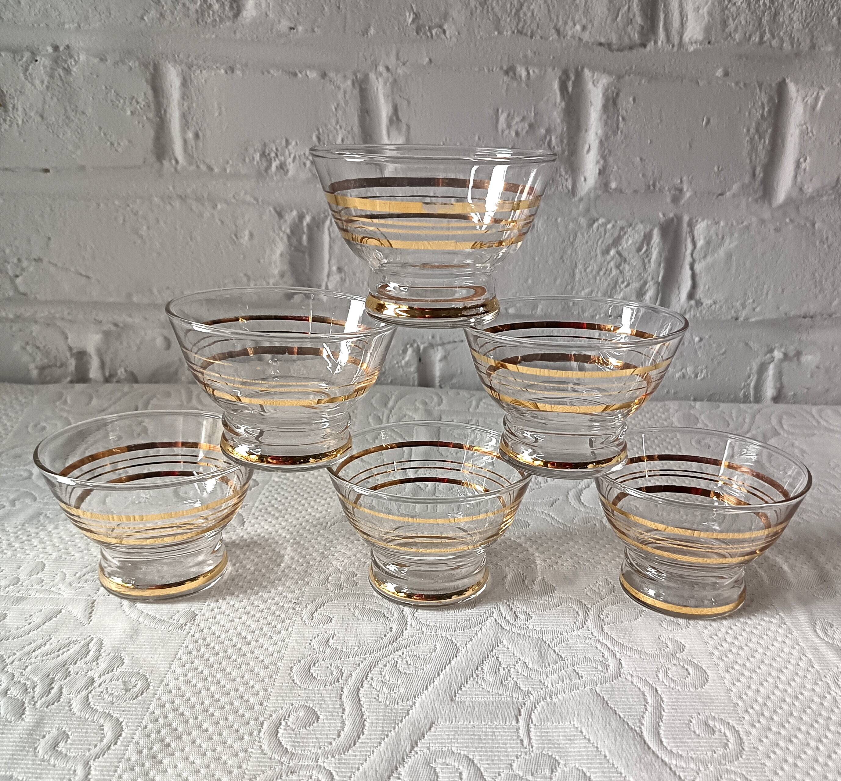 6 vintage 1950s champagne/dessert glasses with gold trim