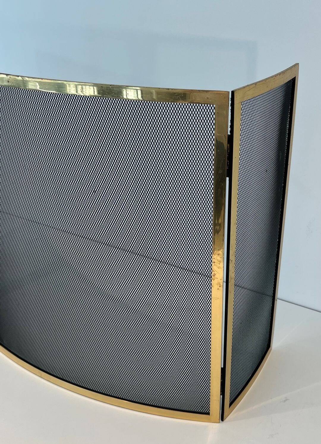 Curved Three-Panel Fire Screen in Polished Brass and Black Grille, in Style of