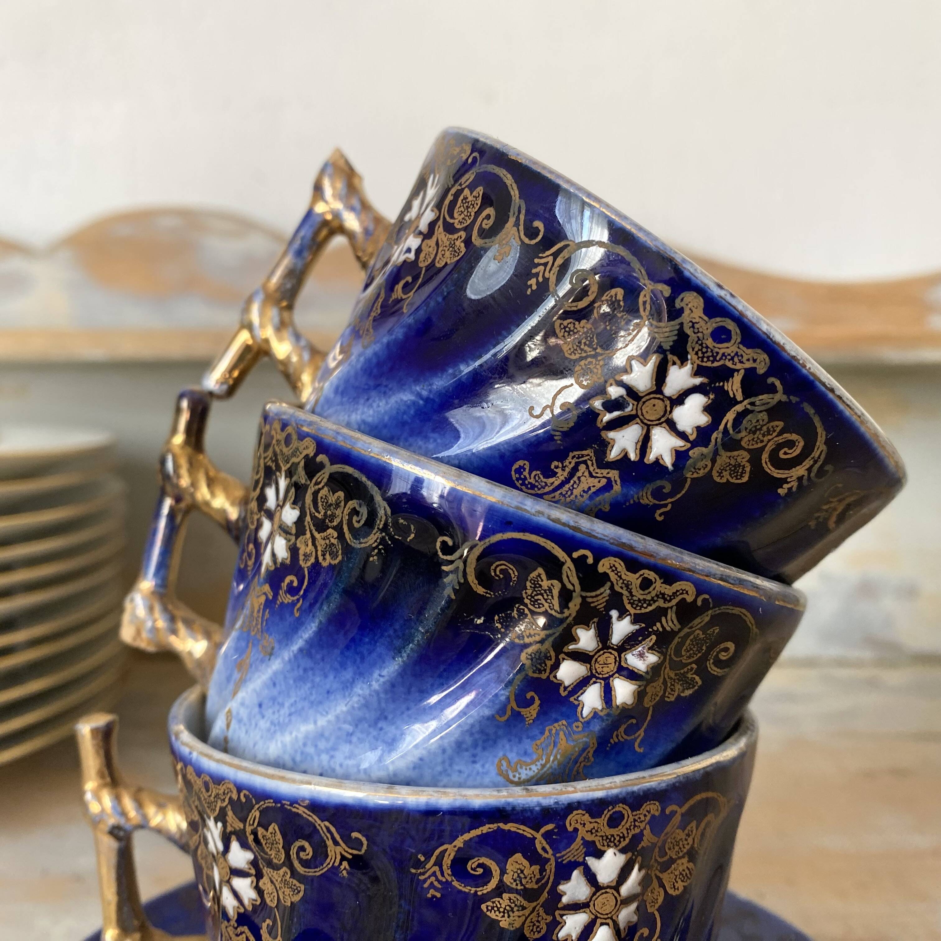 Tasses et soucoupes anciennes KG Luneville  fin XIXe