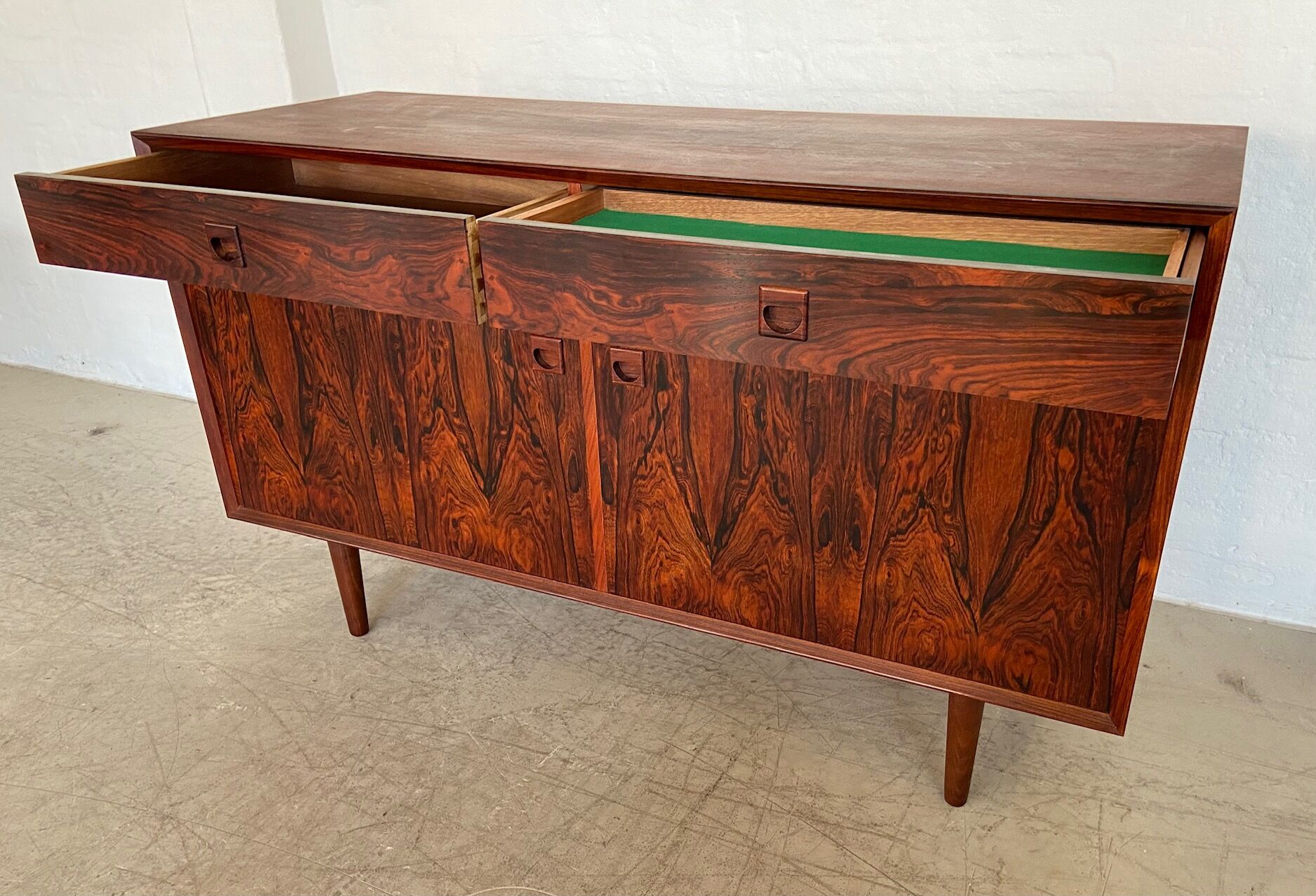 Buffet en palissandre danois vintage rétro des années 1960 par Brouers.