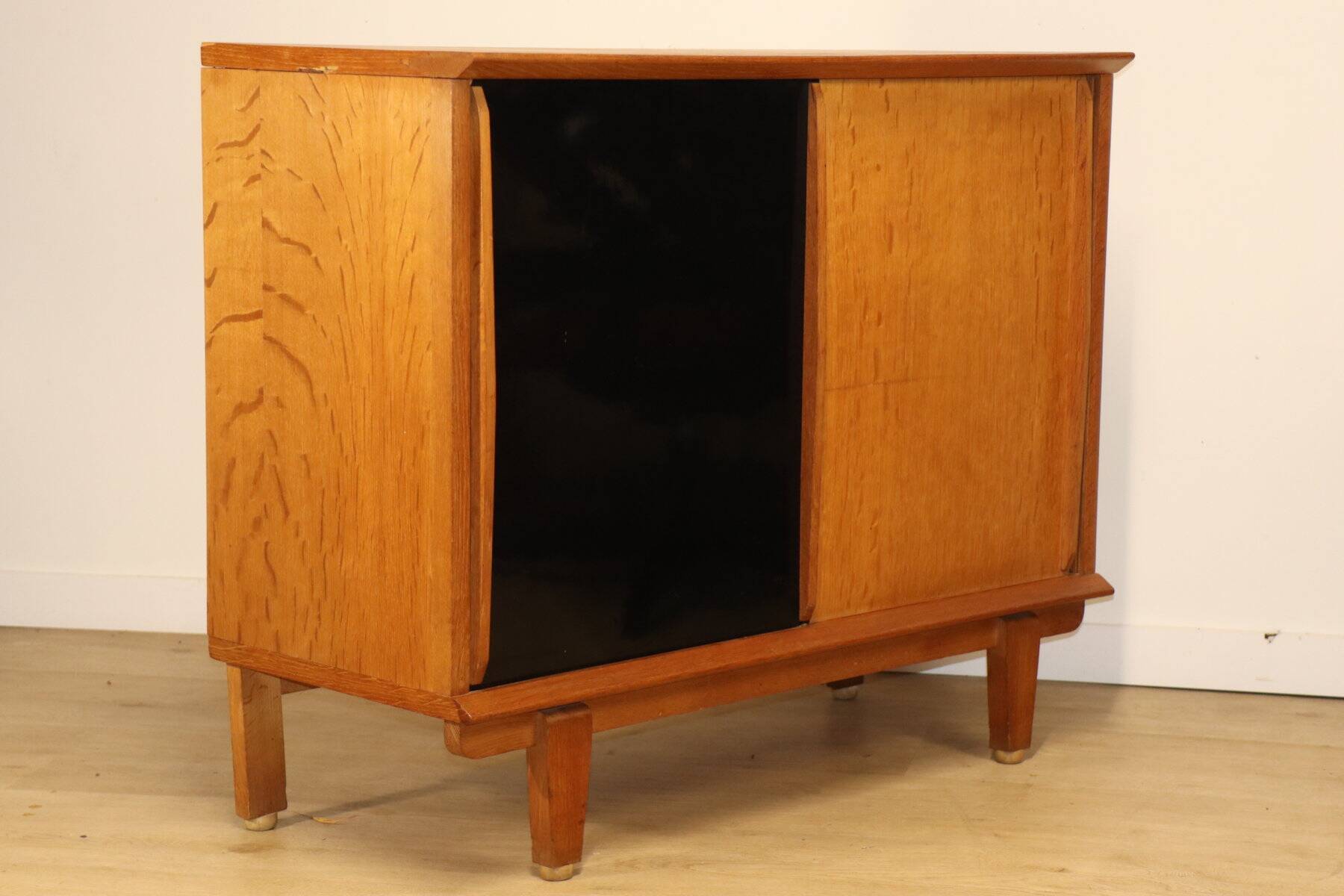 Vintage side table with sliding doors, 1960