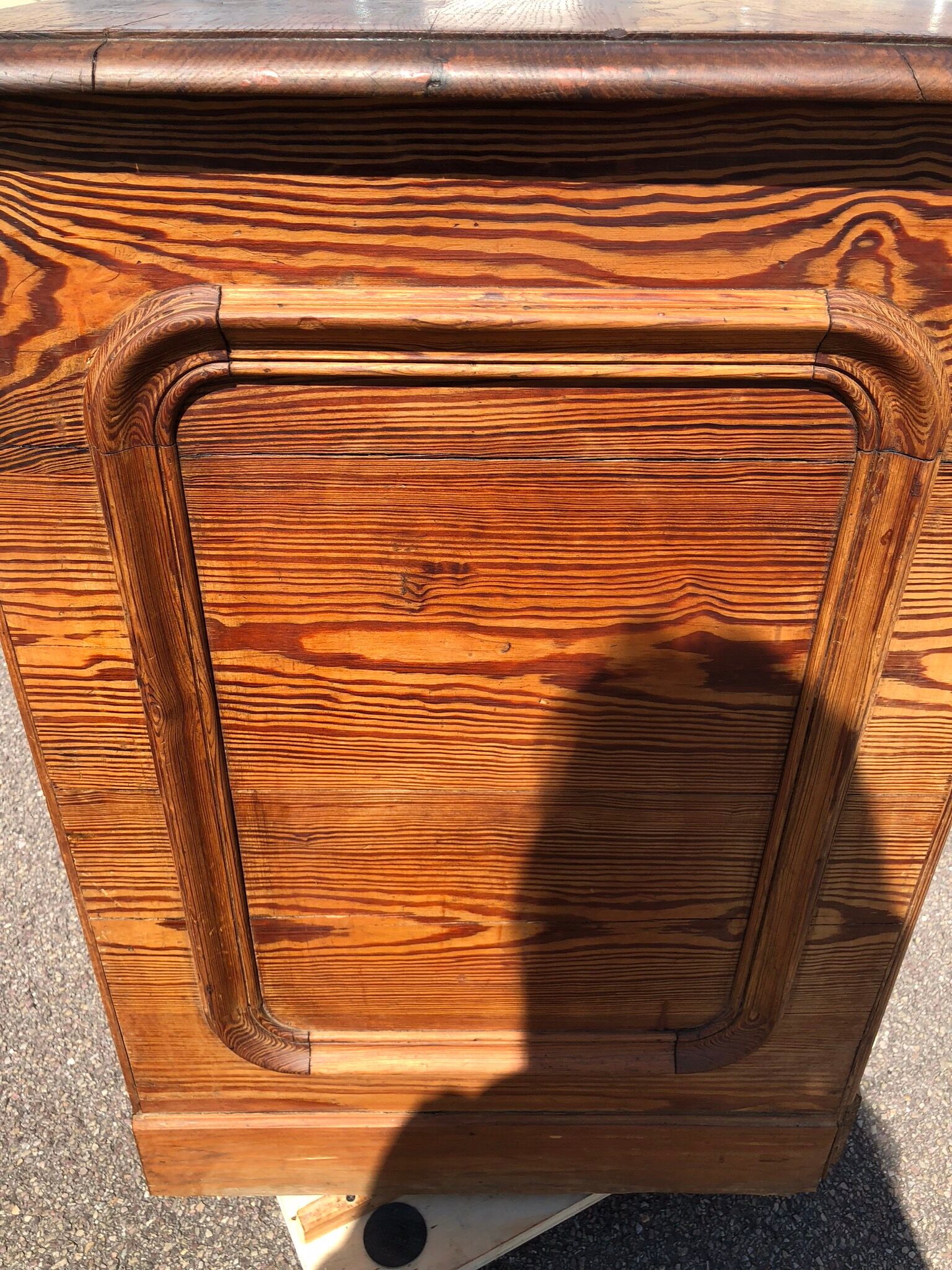 Ancien meuble comptoir de mercerie