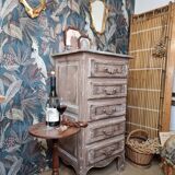 Chiffonier