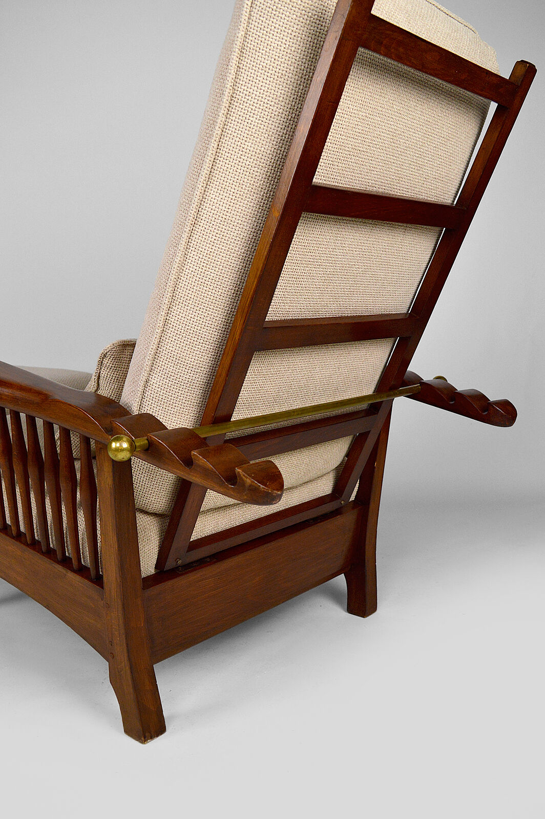 Morris Arts & Crafts armchair, United Kingdom, circa 1900