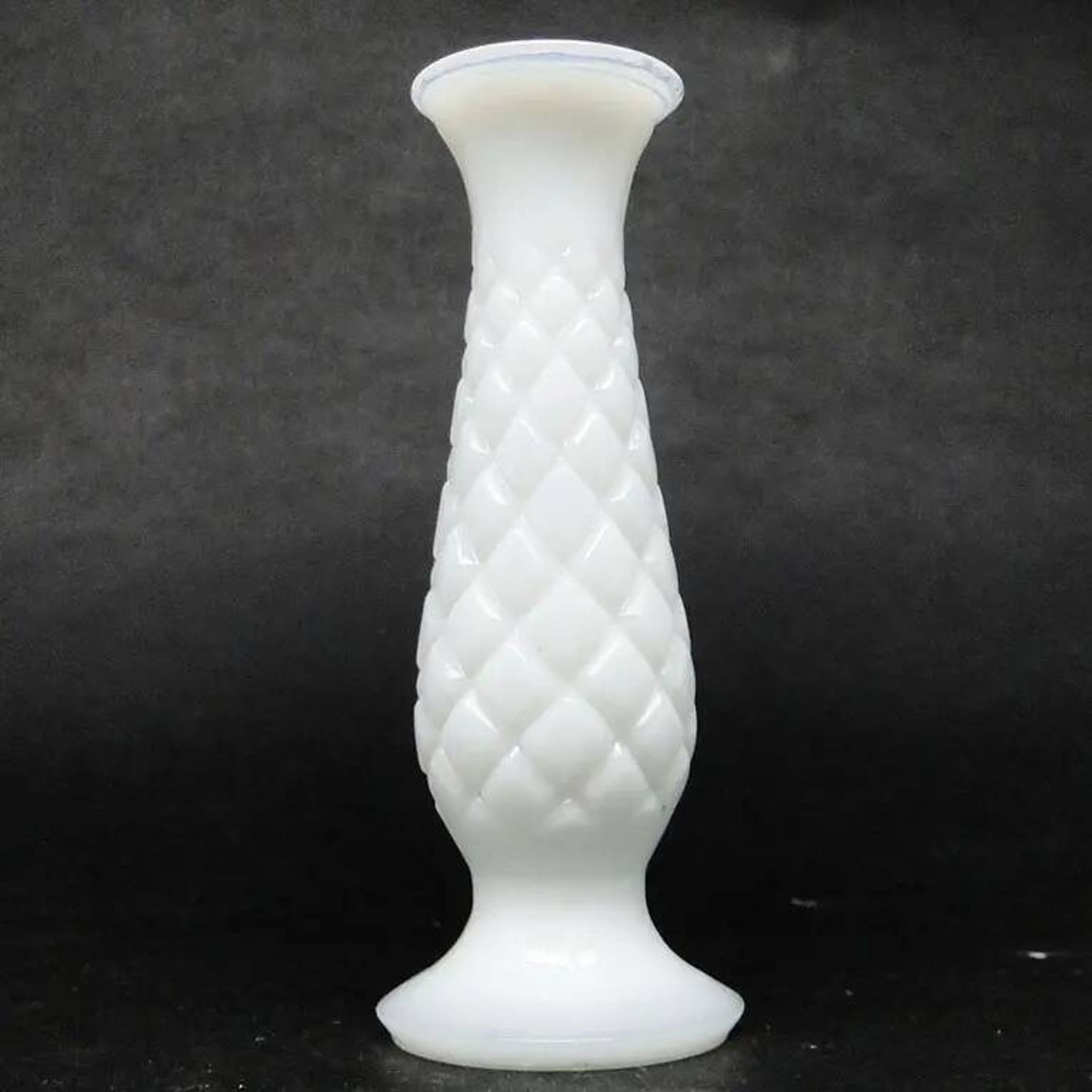Latticino mid-century modern vase, white glass, Ząbkowice, Poland, 1970s
