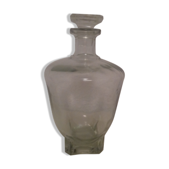 Glass carafe