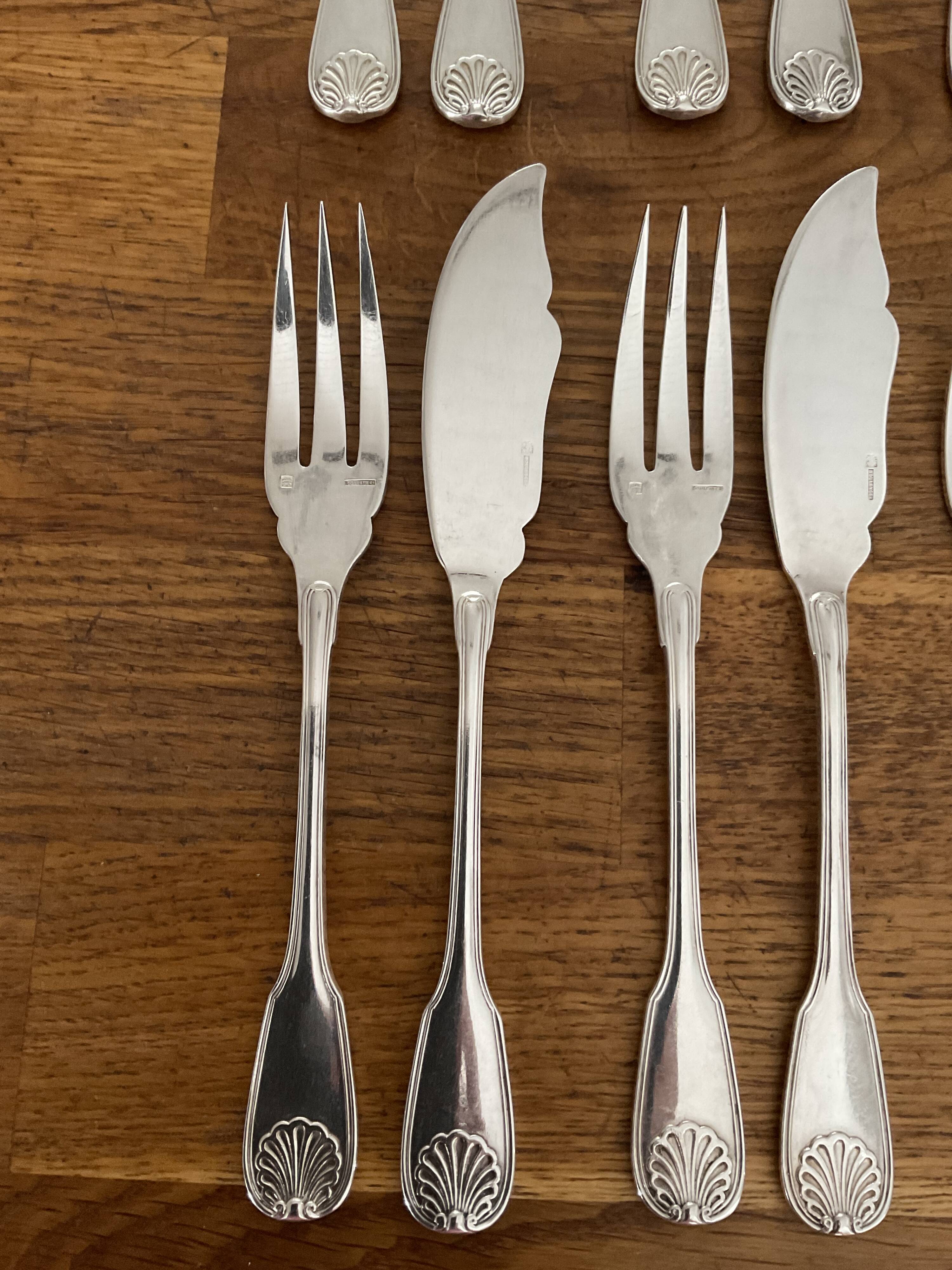 Set of 12 fish cutlery. Model Shell BOULENGER