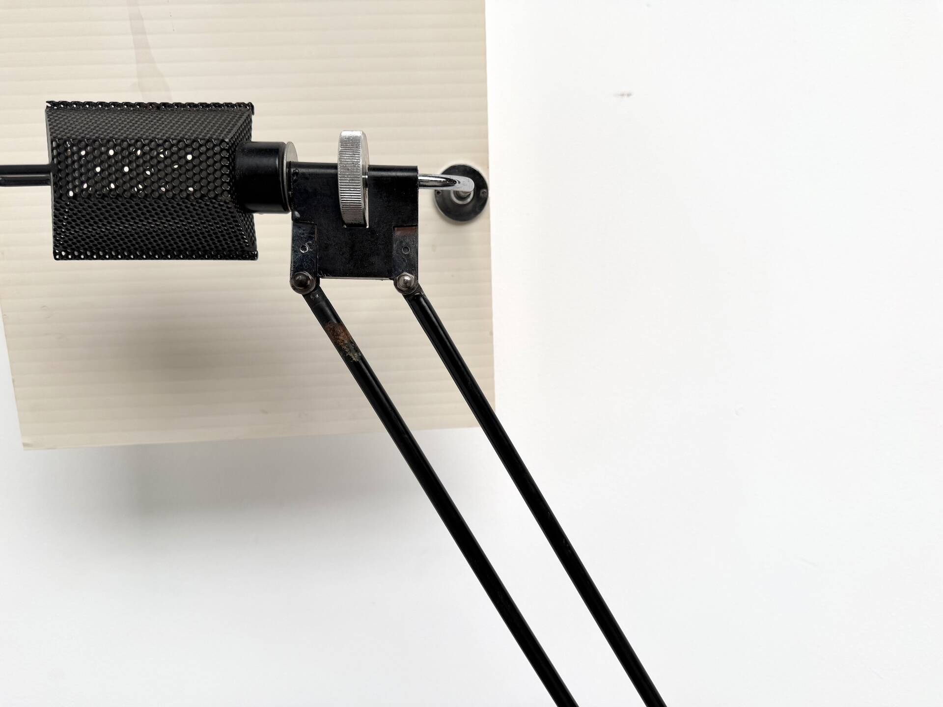 Rare desk/table lamp "WO" by Sacha Ketoff - Aluminor Edition, circ