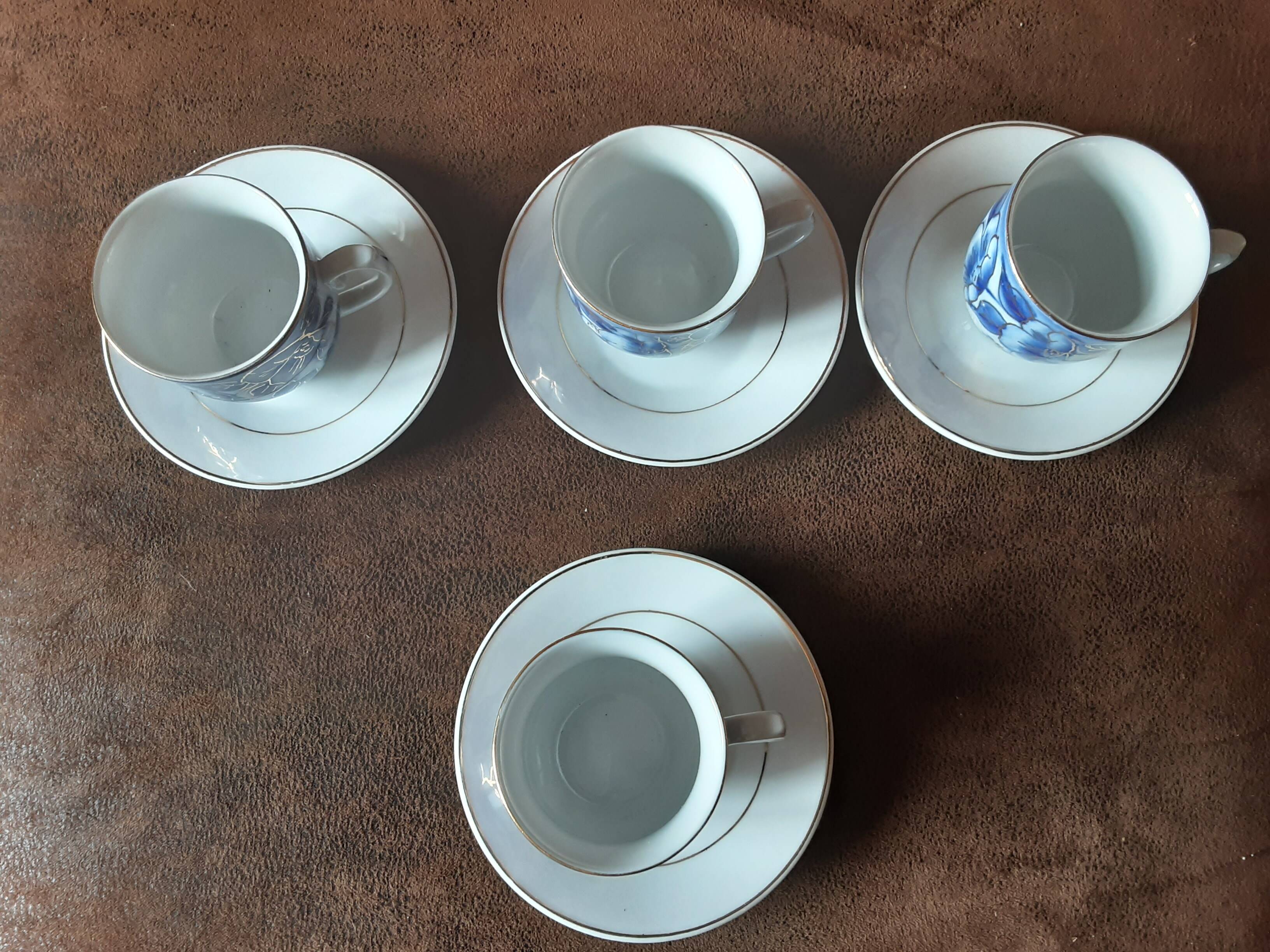 Set of 4 Romania cups and saucers