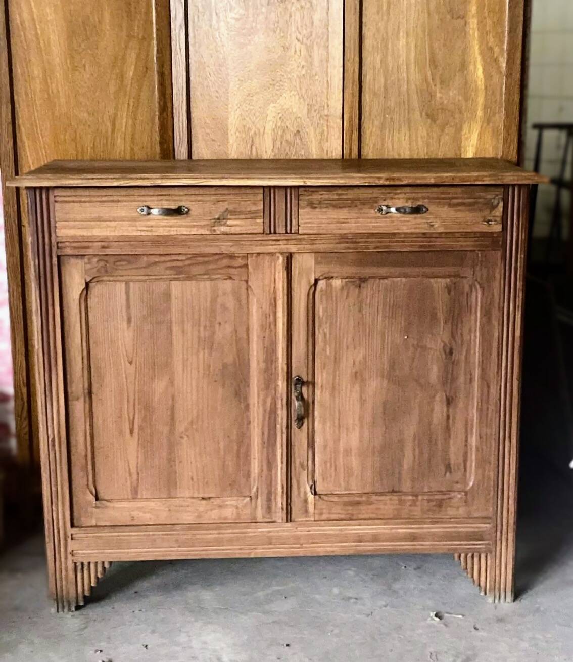 Parisian sideboard in natural wood, circa 1900