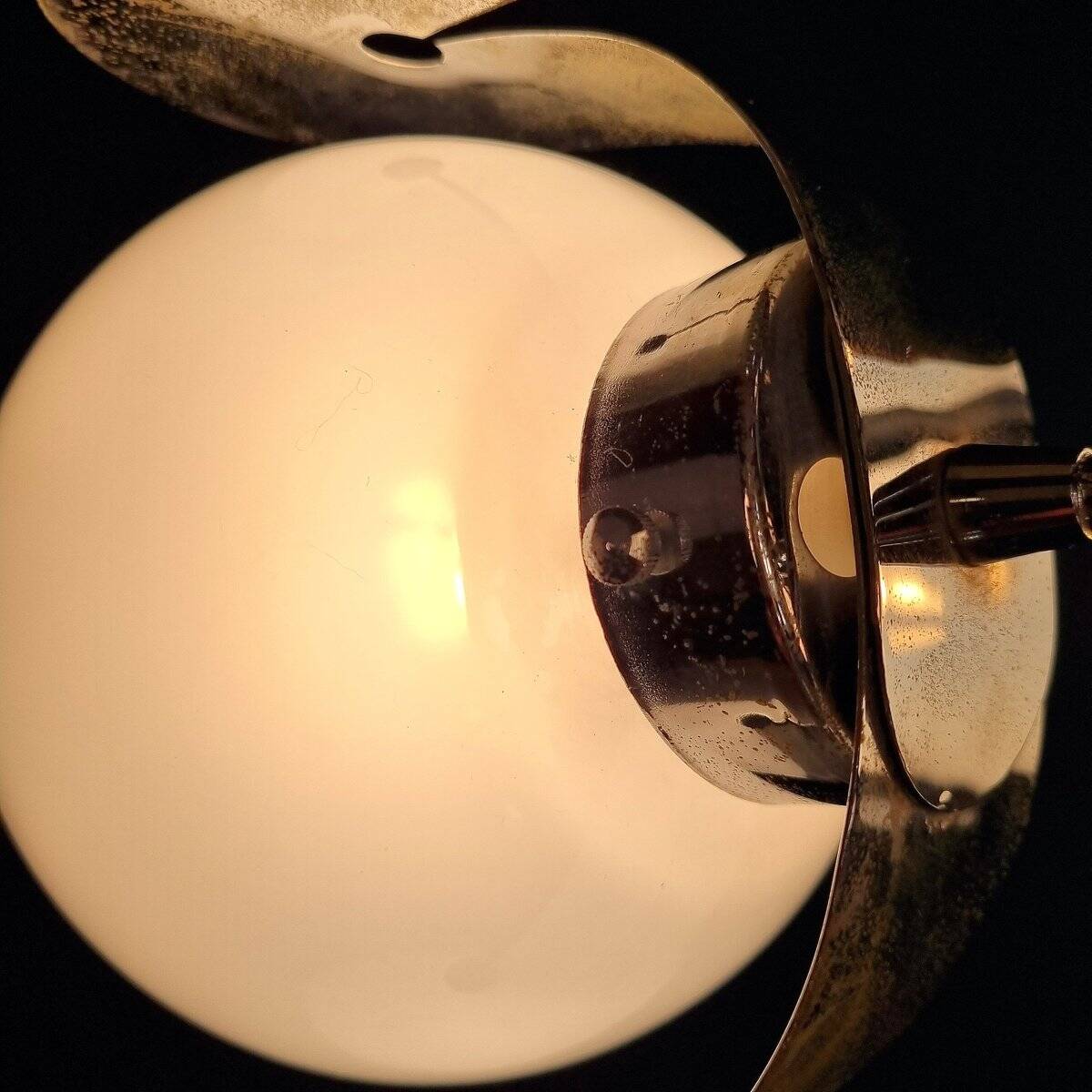 Mid-century metallic opaline glass chandelier, Italy, 1960s.